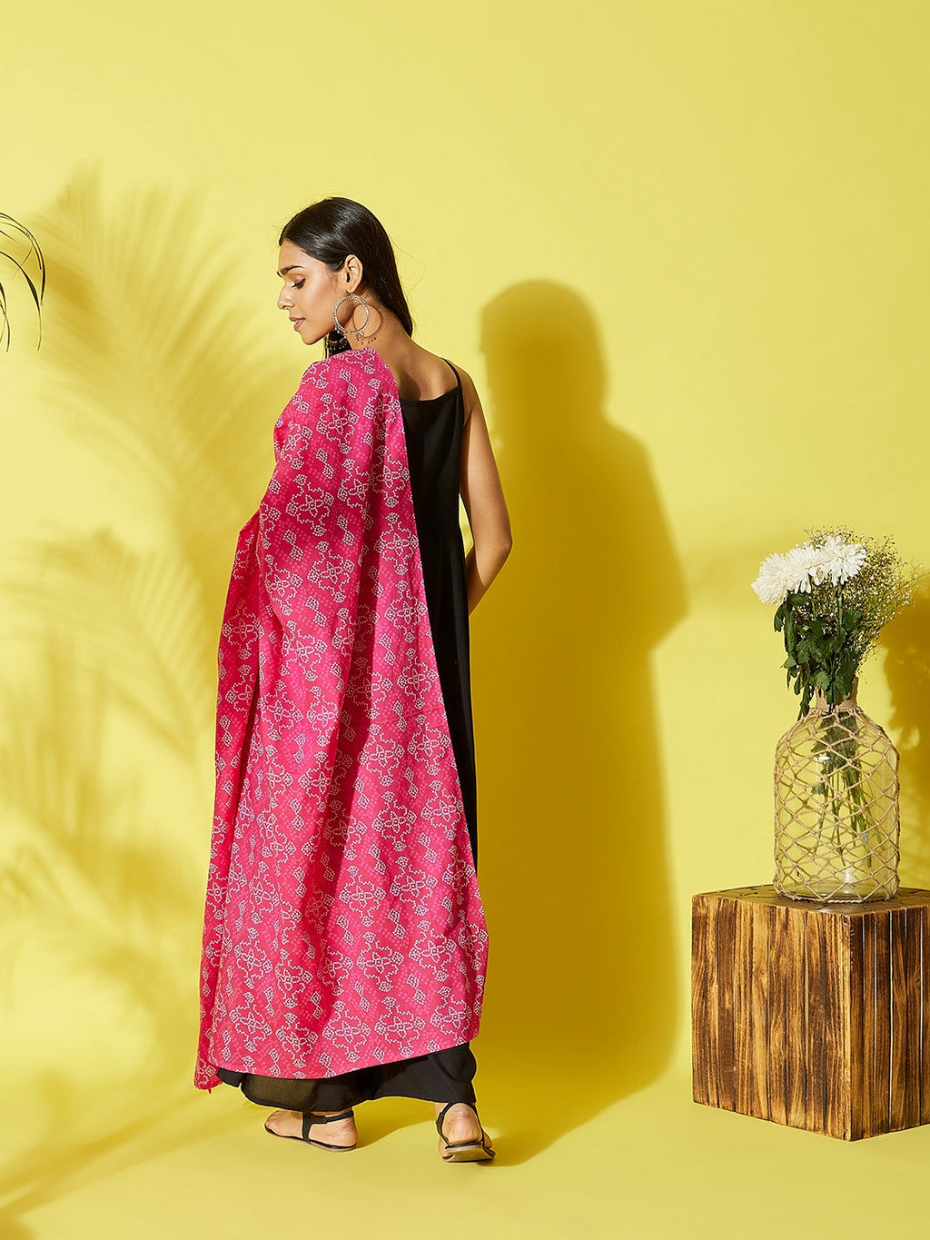 InWeave Women's Black Strappy Kurta Palazzo Set With Pink Bandhini Dupatta | Grocsy