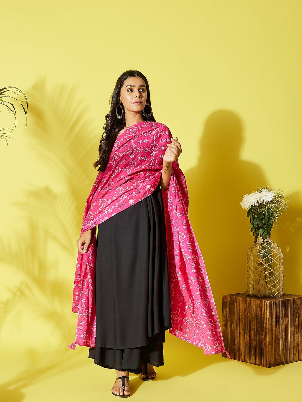 InWeave Women's Black Strappy Kurta Palazzo Set With Pink Bandhini Dupatta | Grocsy