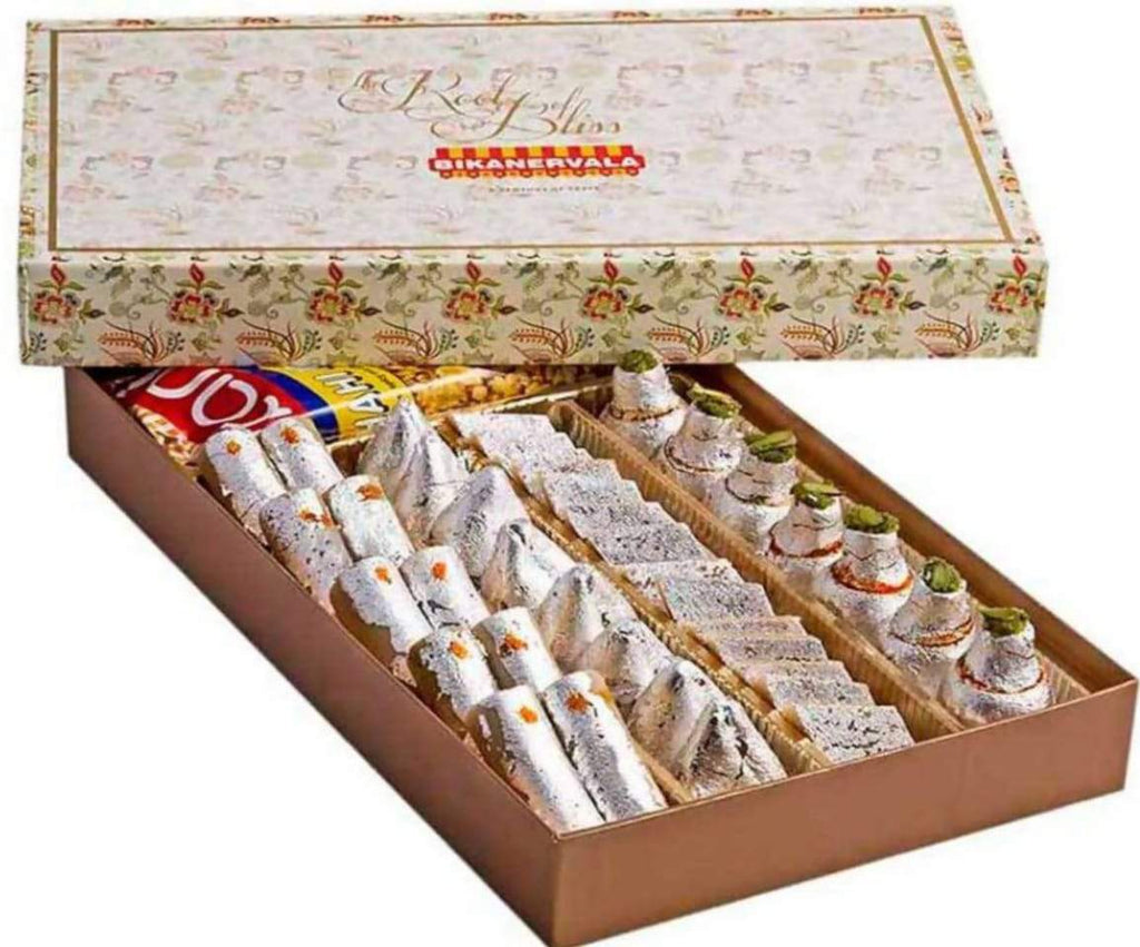 Bikanervala Golden Meetha Namkeen | Grocsy