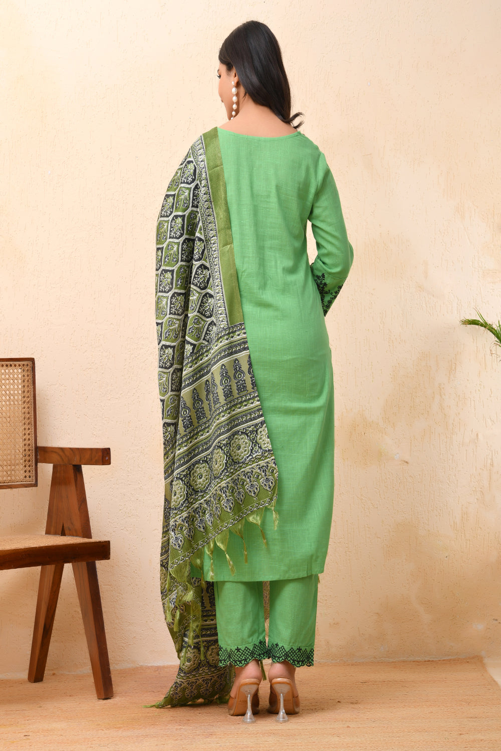 Vaasva Women Pista Embroidered Kurta Set With Solid Pants & Printed Dupatta | Grocsy