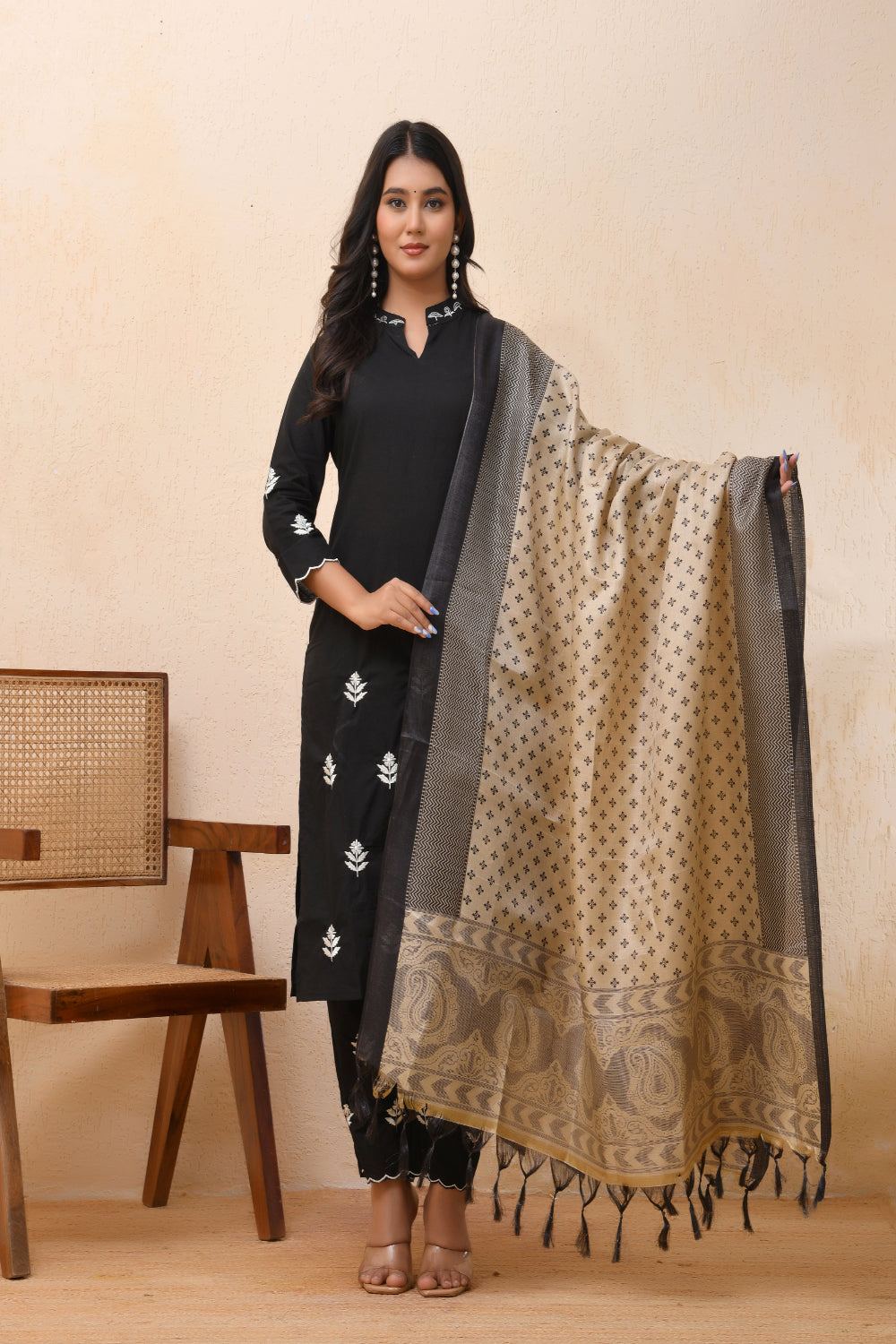 Vaasva Women Black Embroidered Suit Set | Grocsy