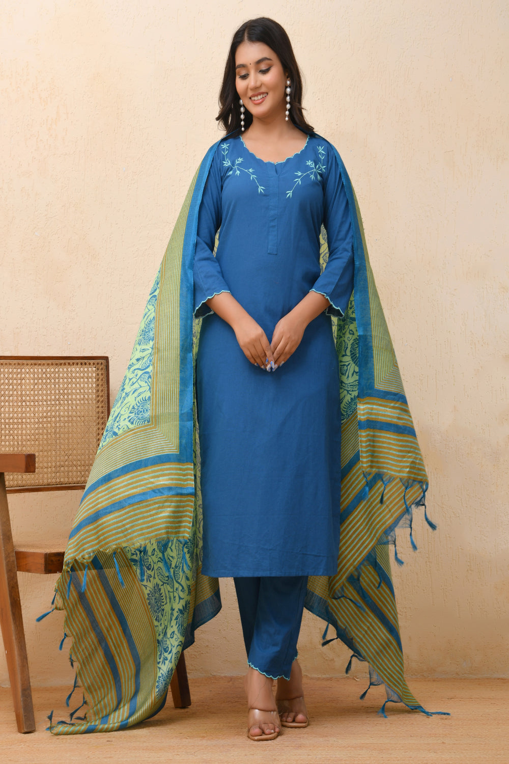 Vaasva Women Black Embroidered Suit Set | Grocsy