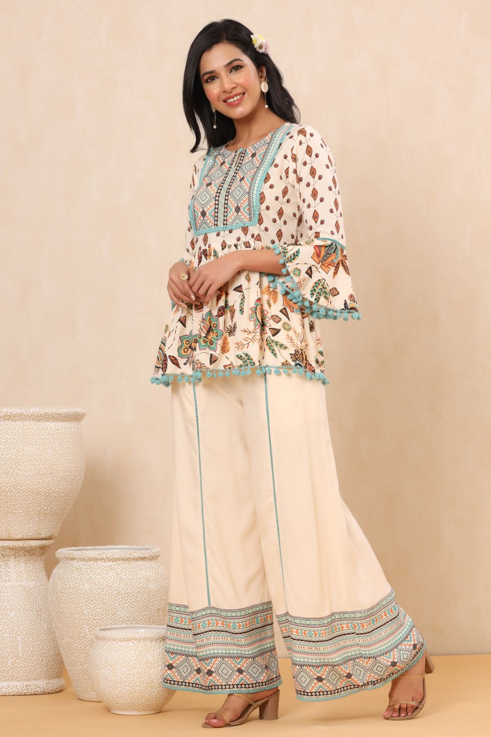 Juniper Womens Ivory Floral Printed Rayon Clothing Set | Grocsy