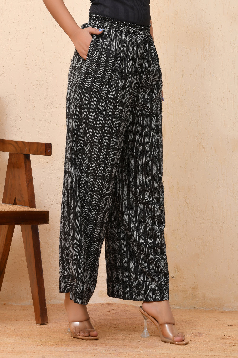 Vaasva Women Dobby Flared Pants | Grocsy