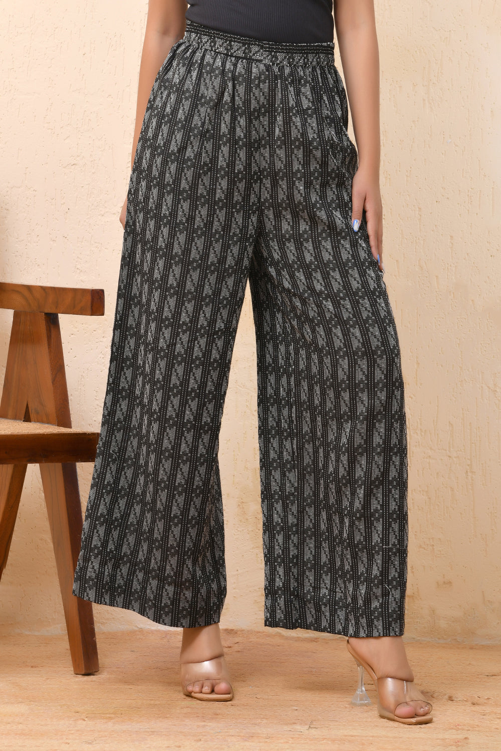 Vaasva Women Dobby Flared Pants | Grocsy
