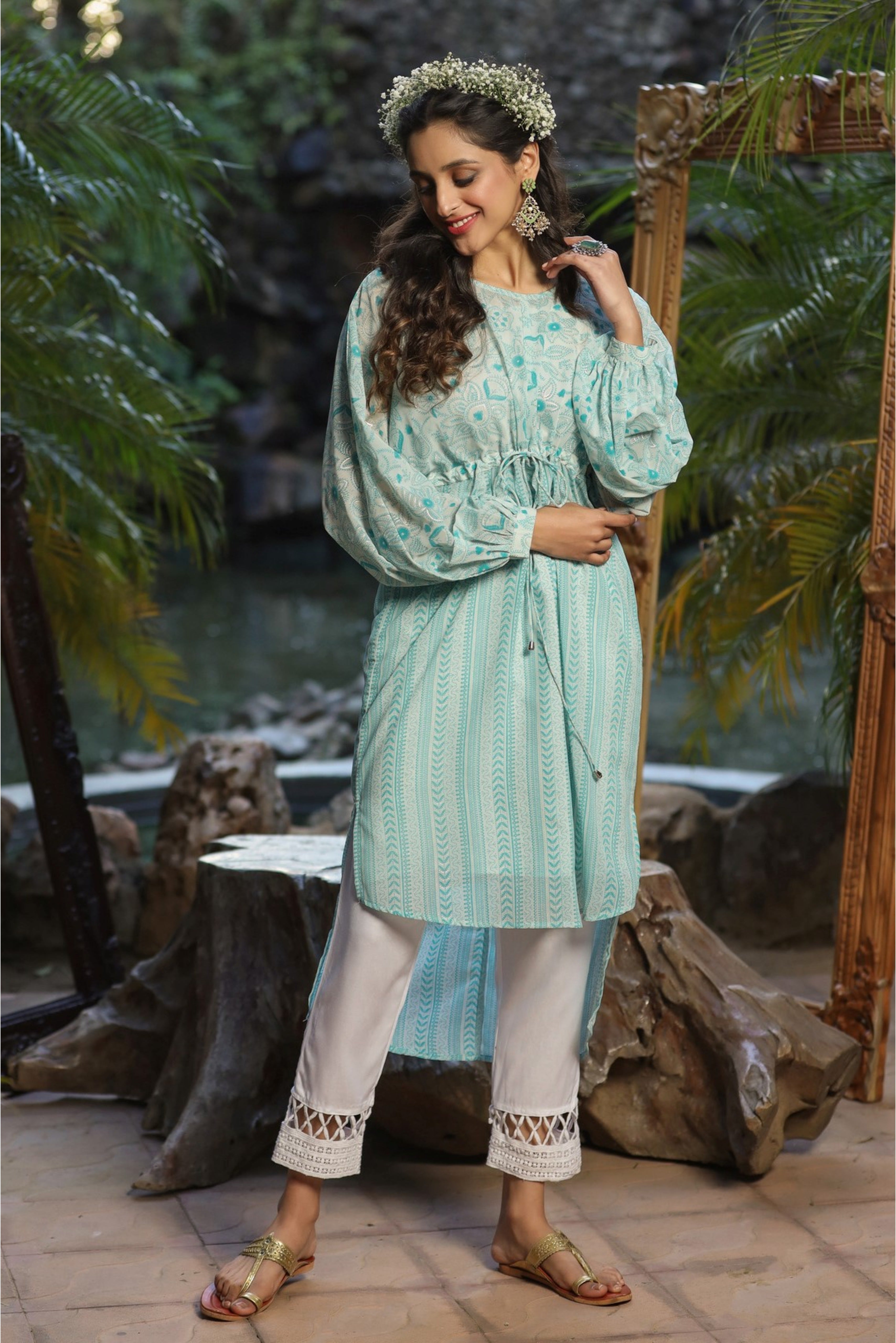 Juniper Blue Floral Printed Georgette High- Low Tunic With Shantoon Inner | Grocsy