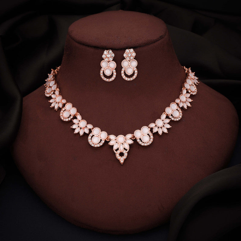 Tehzeeb Creations Gold Pleate White Choker Necklace With Stud | Grocsy