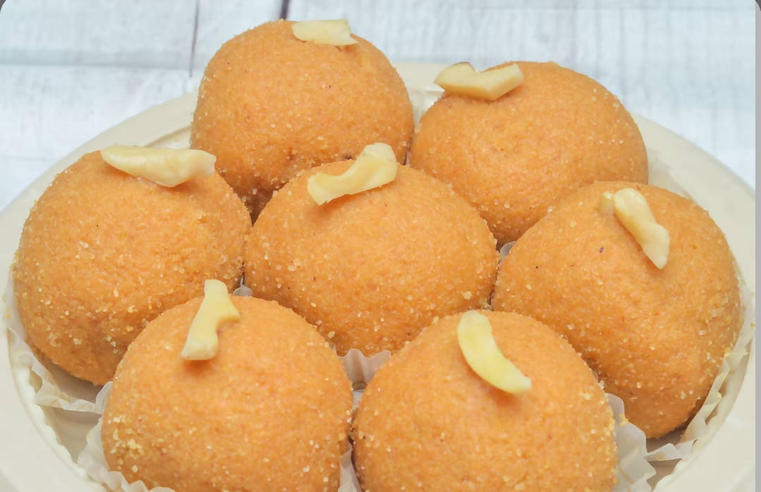 Mohana Sweets N Confectioners Pure Desi Ghee Besan Ladoo | Grocsy