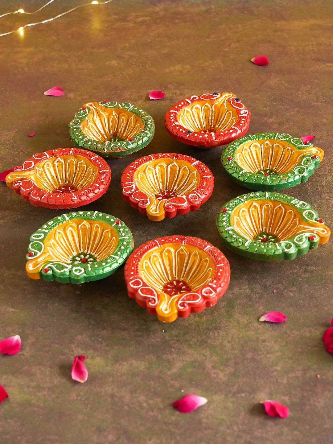 Tied Ribbons Set of 8 Maroon & Green Terracotta Diyas | Grocsy