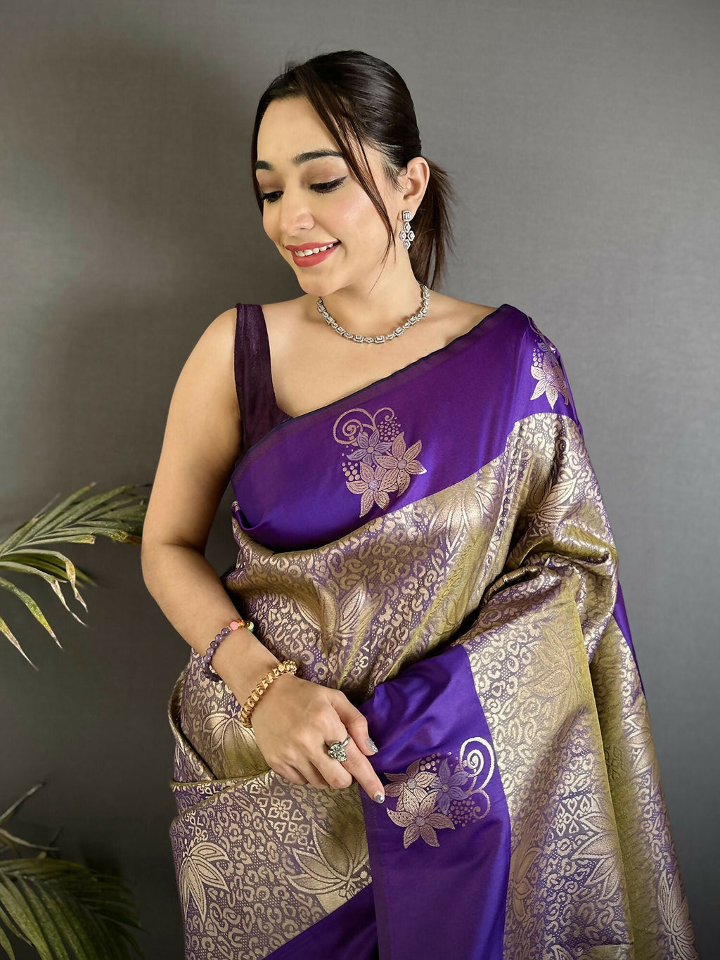 Joban Fashion Purple Intricate Zari Weaving Soft Silk Dharmavaram Saree | Grocsy
