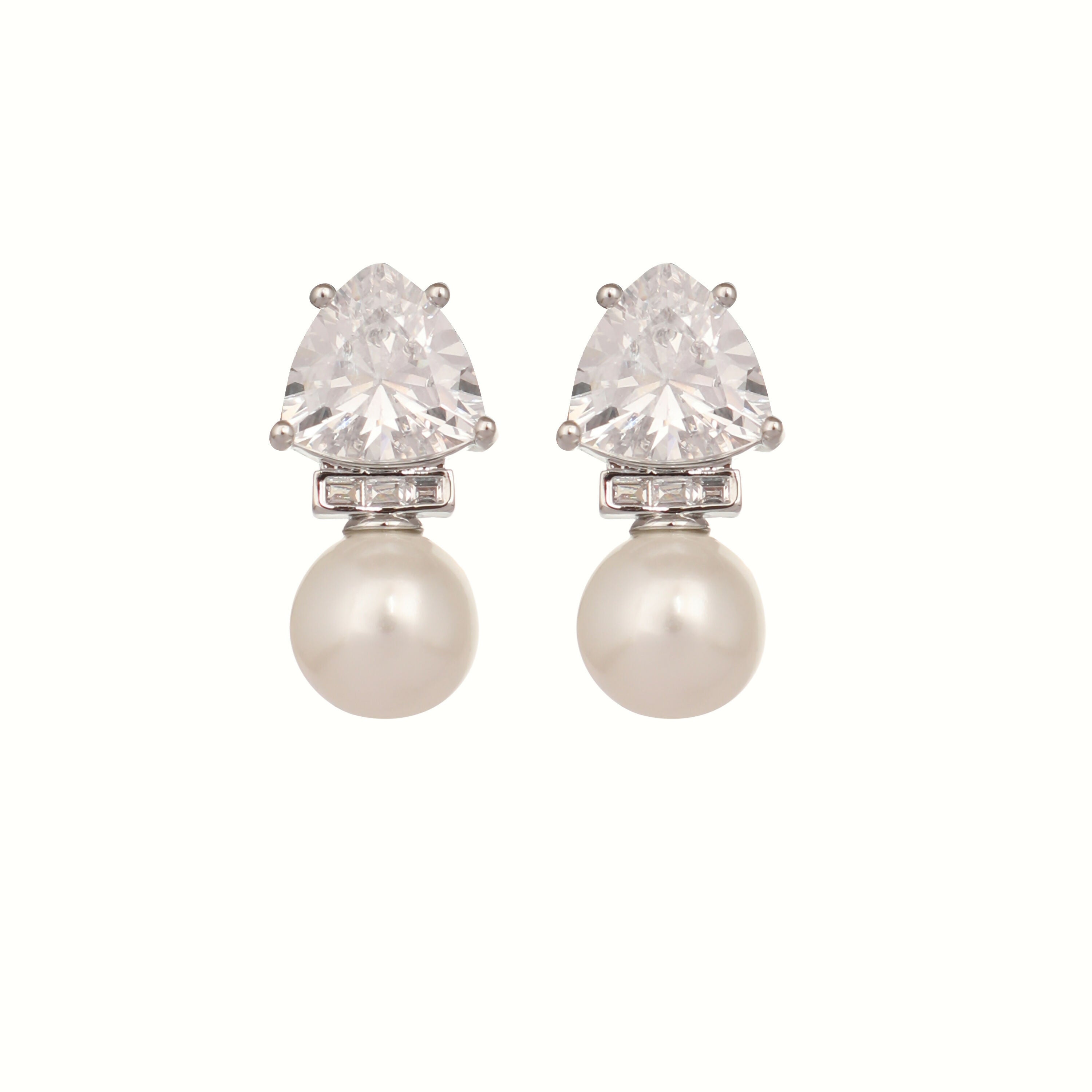 Nuyug Pearl Elegance Anti Tarnish Studs | Grocsy