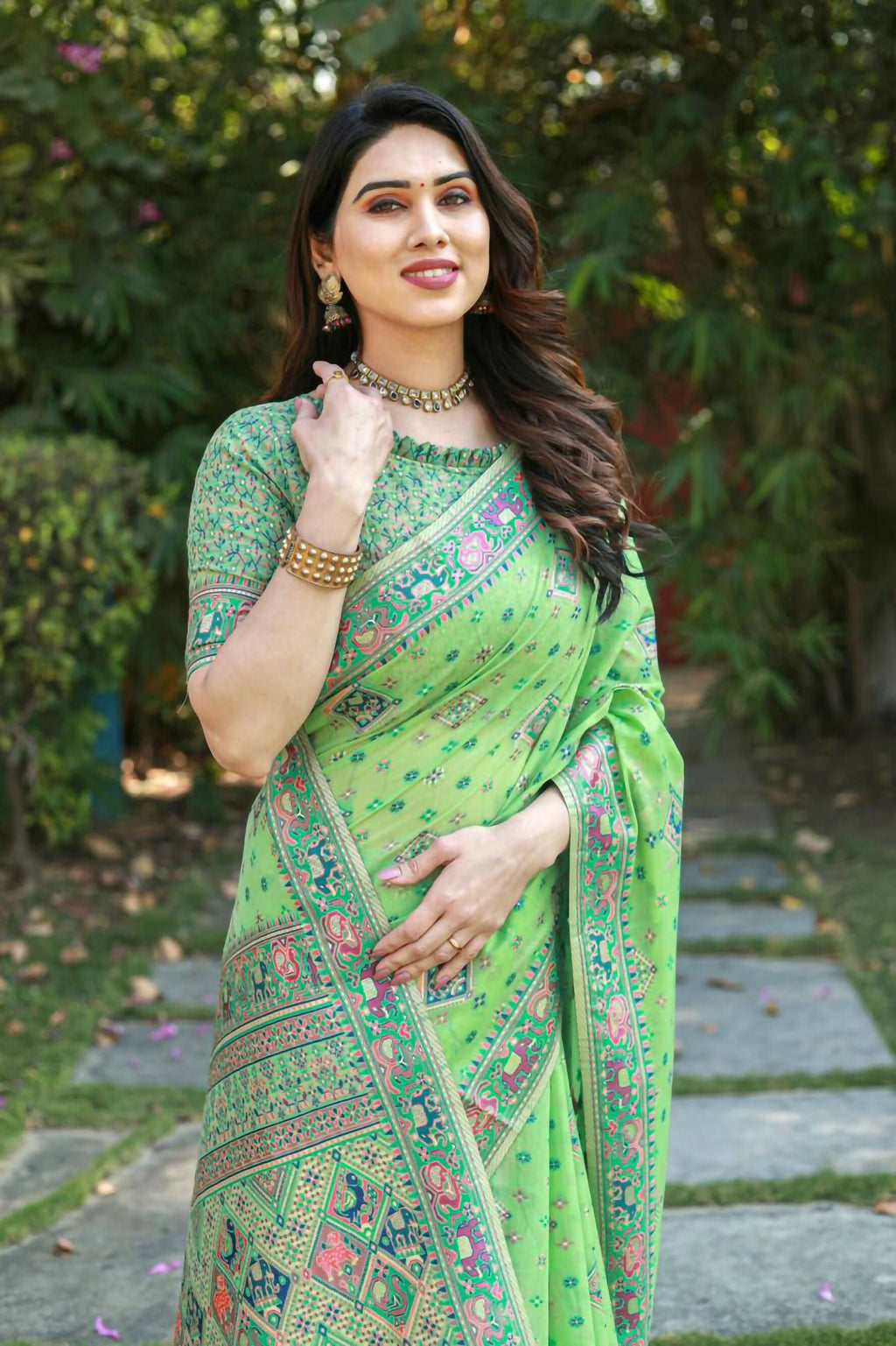 Vastranavya Luxury and Beautiful Soft, Smooth, Flowing Original Pashmina Soft Cotton Saree with Matching Blouse Fabric - Pista | Grocsy