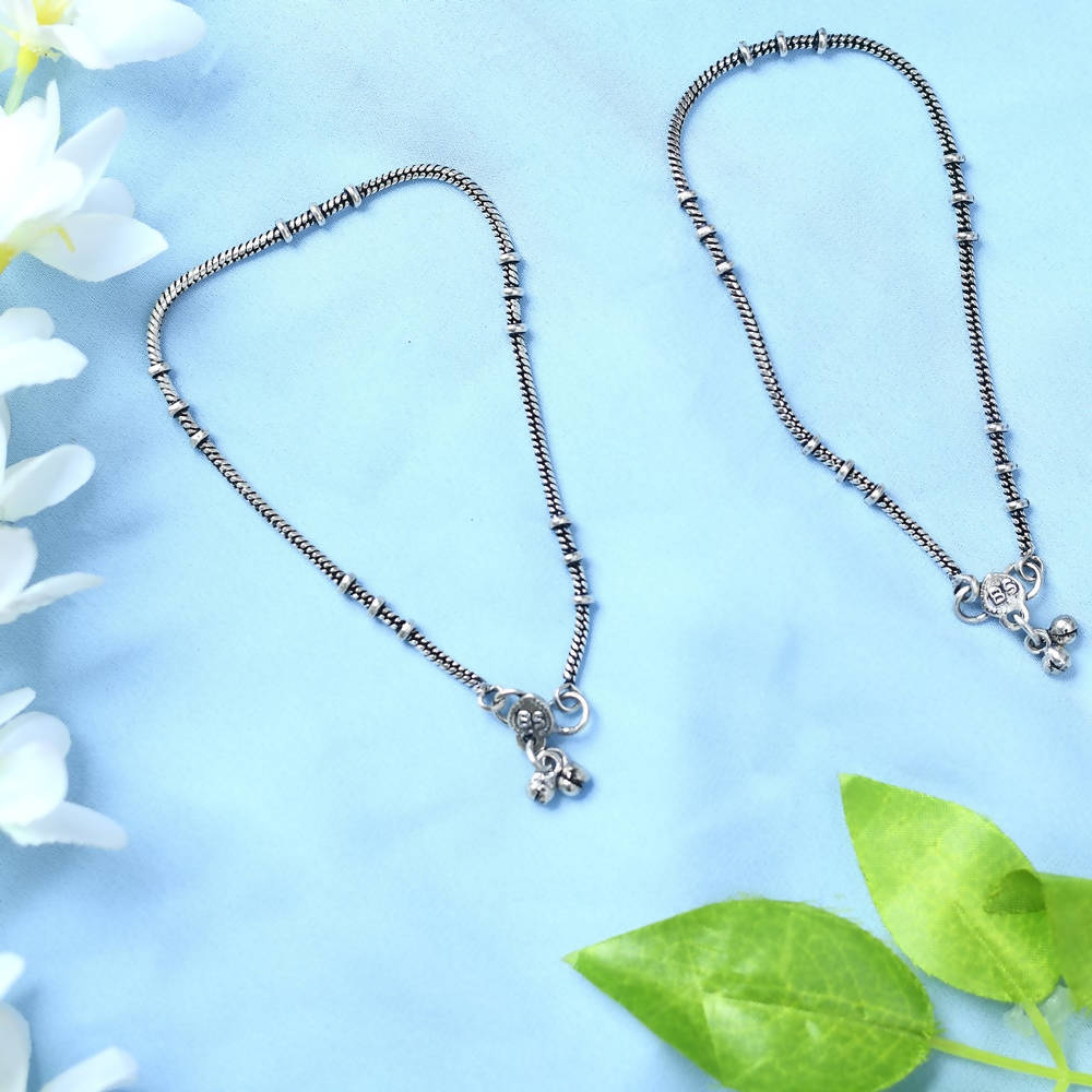 Mominos Fashion Kamal Johar Oxidised Light Weight Silver Anklets | Grocsy