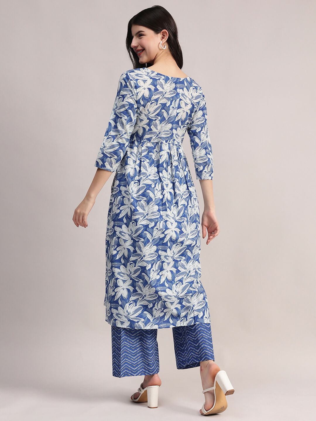Aavyora Women's Blue Floral Printed Cotton Kurta with Chevron Pattern Palazzo Set | Grocsy