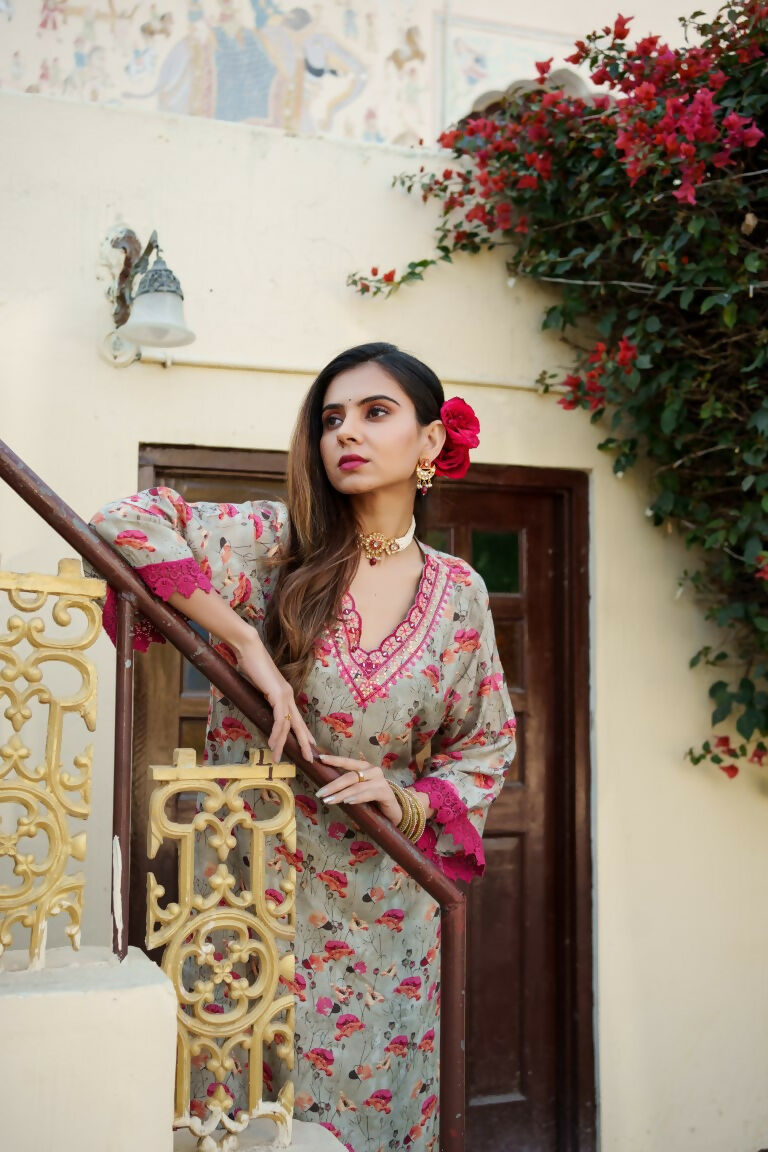 Vaasva Women Pista Green Muslin Embroidered Kurta & Pant Set | Grocsy