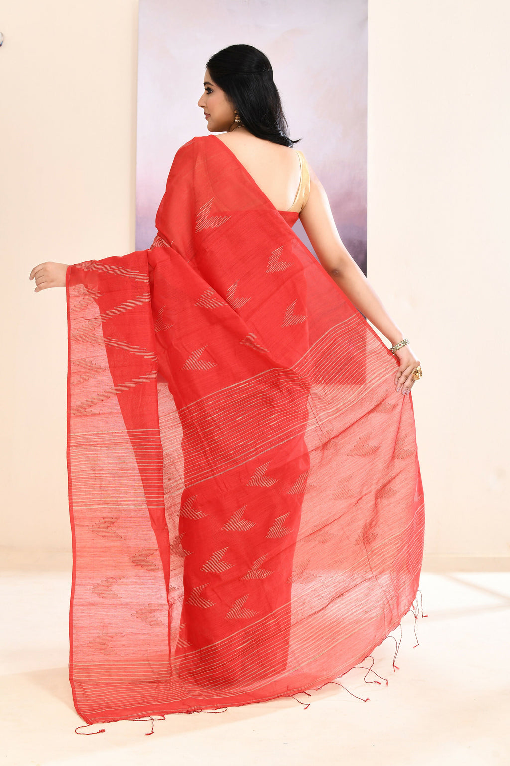 Piyari Fashion Women's Red Embellished Cotton Blend Jamdani Saree | Grocsy