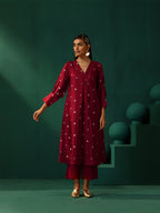 trueBrowns Maroon Diamond Viscose Silk Puff Sleeve Kurta Pant Set | Grocsy
