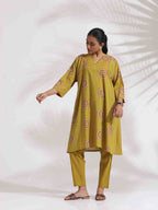 trueBrowns Green Cotton Print Kimono Sleeves Kurta Co-ord Set | Grocsy