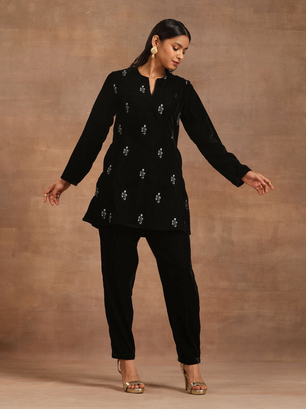 trueBrowns Black Velvet Embroidered Relaxed Co-ord Set | Grocsy
