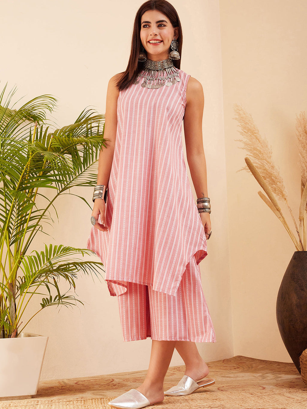 InWeave Women's Light Pink Lurex Kantha Mandarin Neck Kurta Palazzo Set | Grocsy