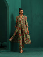trueBrowns Green Floral Muslin Silk Printed Front Slit Kurta Pant Set | Grocsy