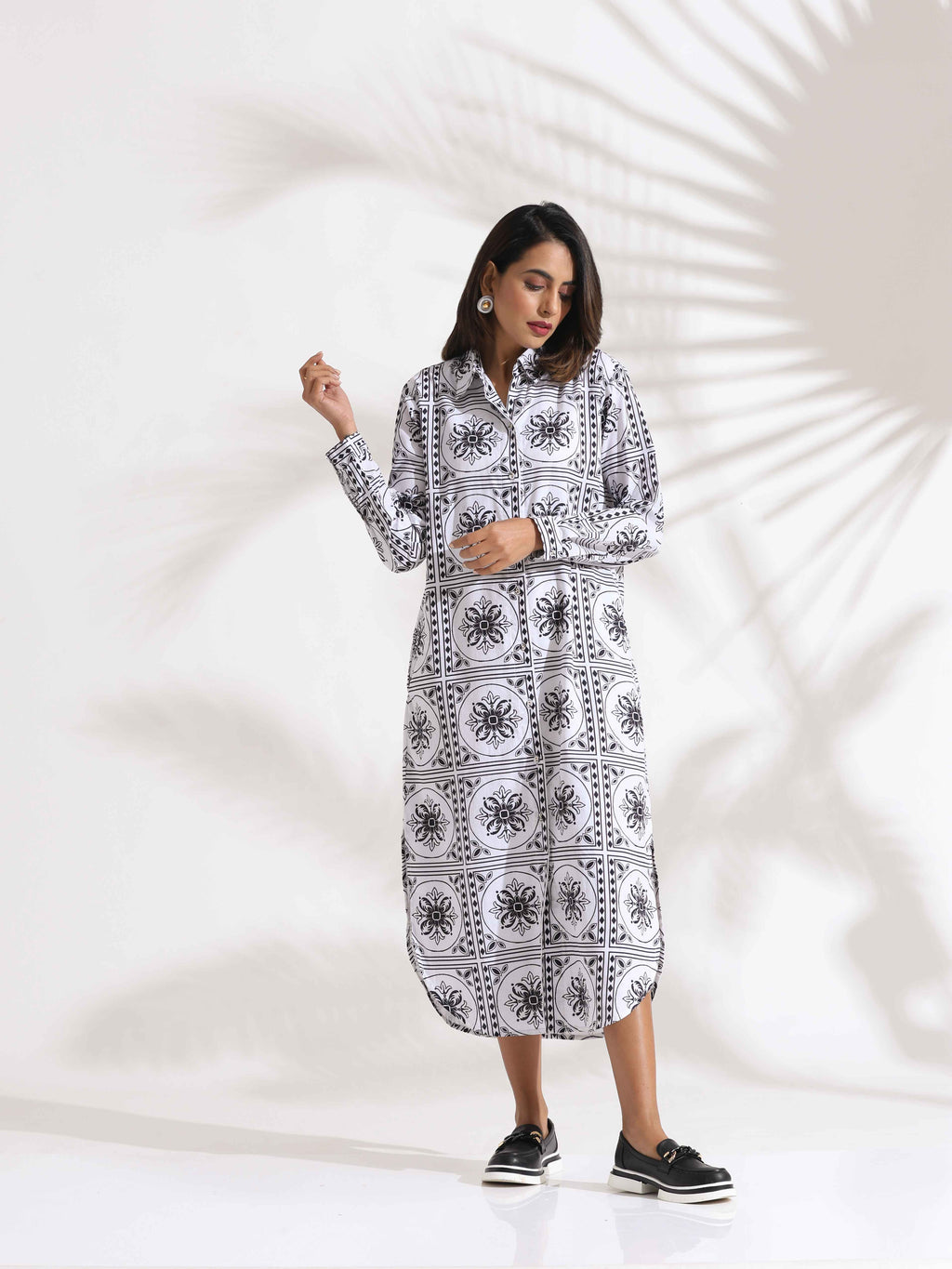 trueBrowns White Cotton Print Shirt Dress | Grocsy