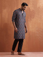 trueBrowns Men's Black Floral Printed Kurta | Grocsy