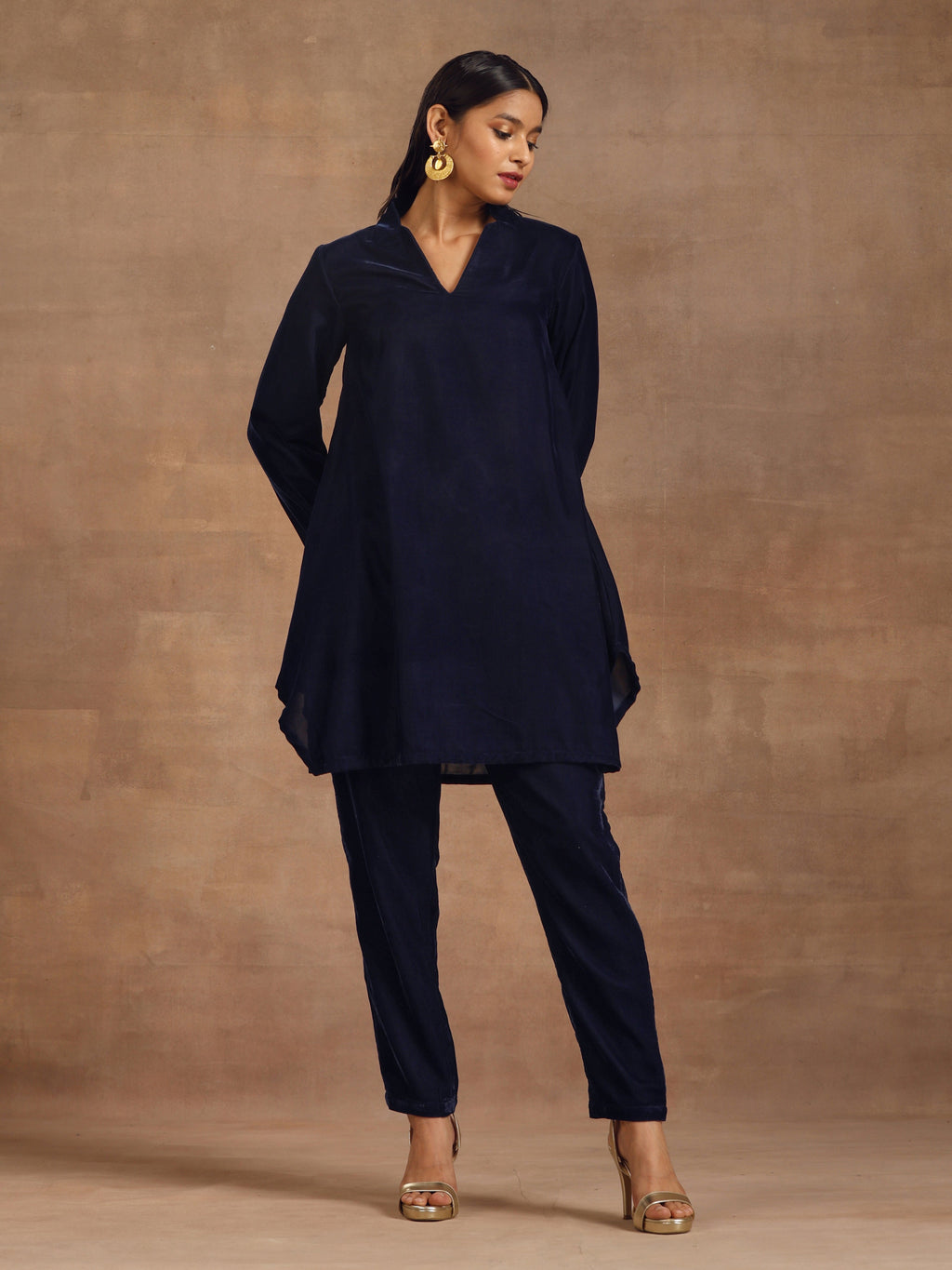 trueBrowns Midnight Blue Velvet Solid Co-ord Set | Grocsy