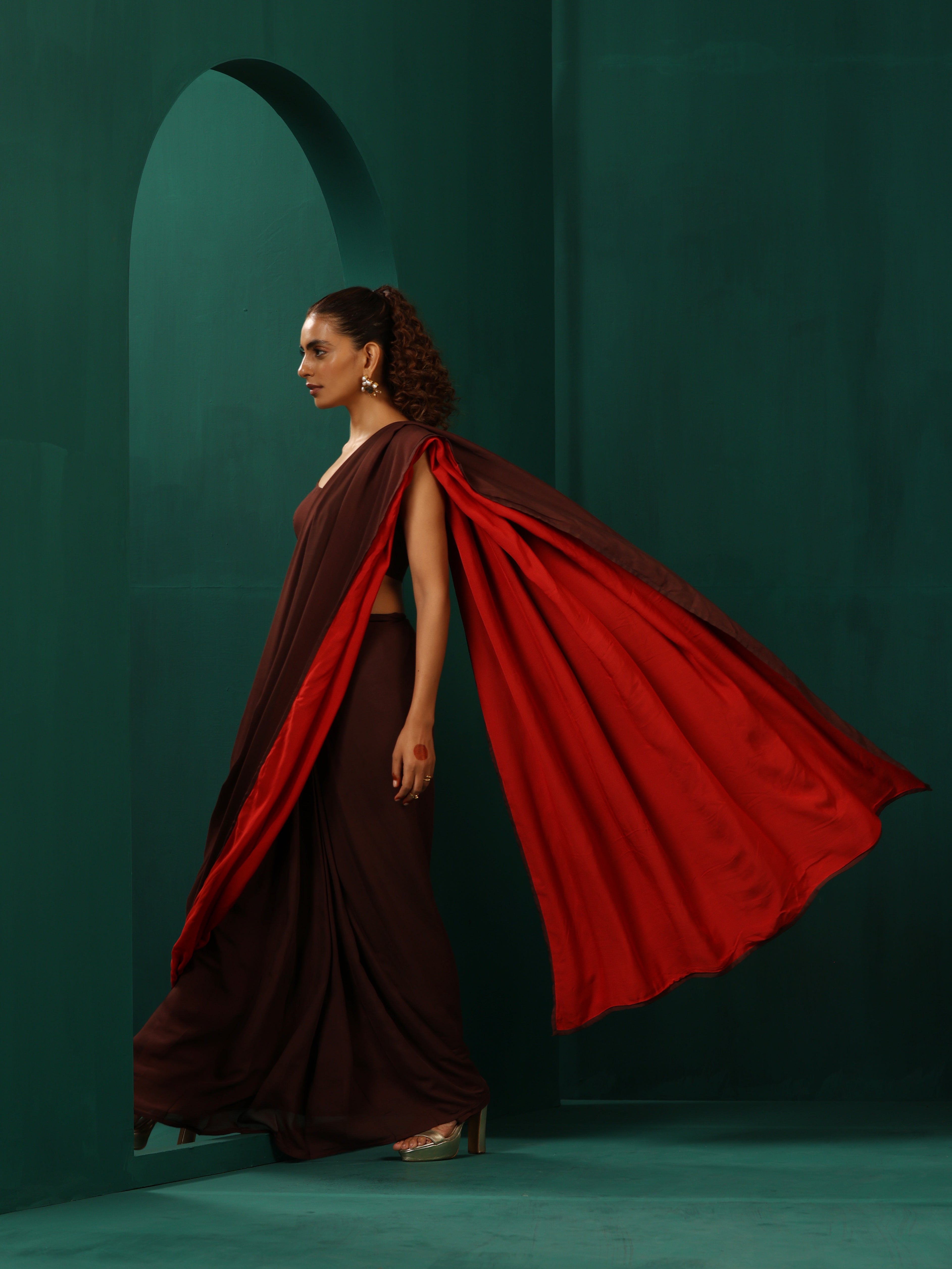 trueBrowns Cola Muslin Silk Ready to Wear Saree | Grocsy
