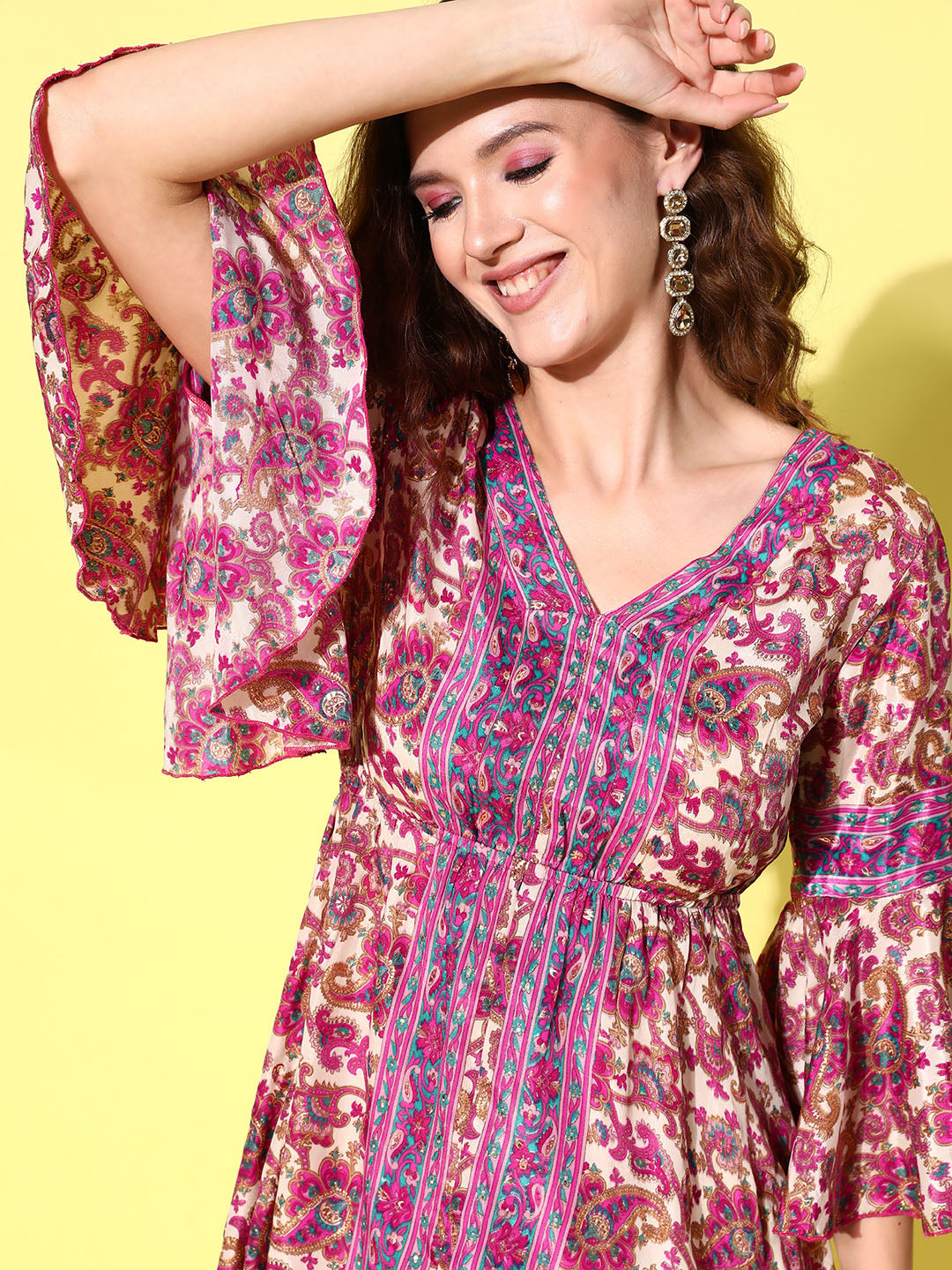 InWeave Women's Fuchsia Floral Prnited Bell Sleeve Short Dress | Grocsy