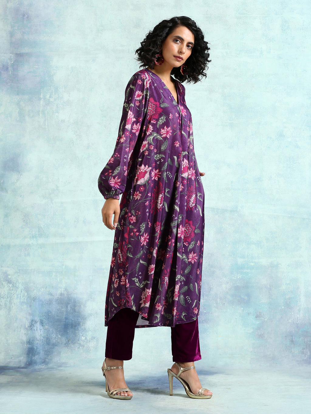 trueBrowns Wine Printed Velvet Neck Pleat Kurta | Grocsy