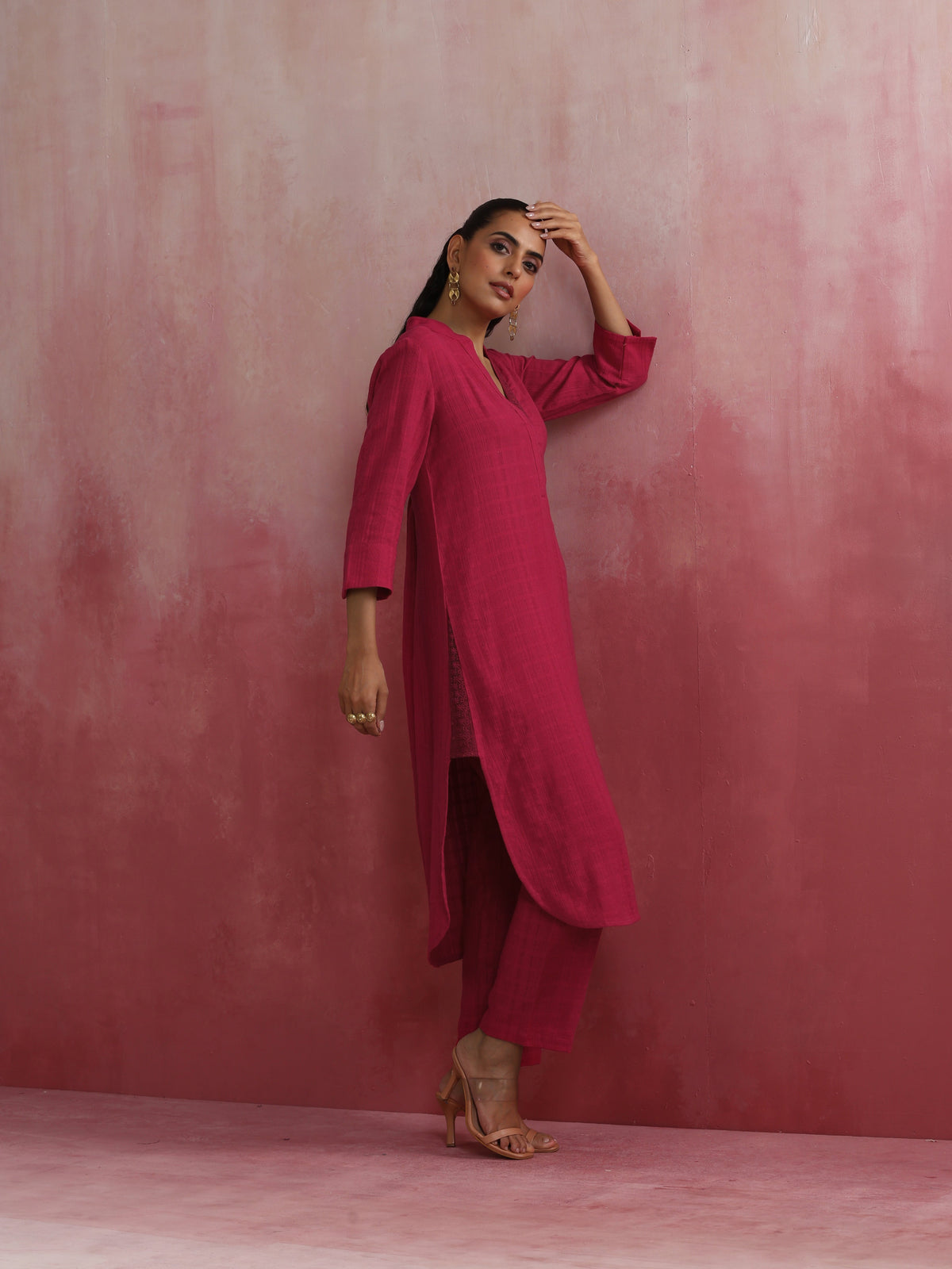 trueBrowns Magenta Cotton Dobby Kurta Set | Grocsy