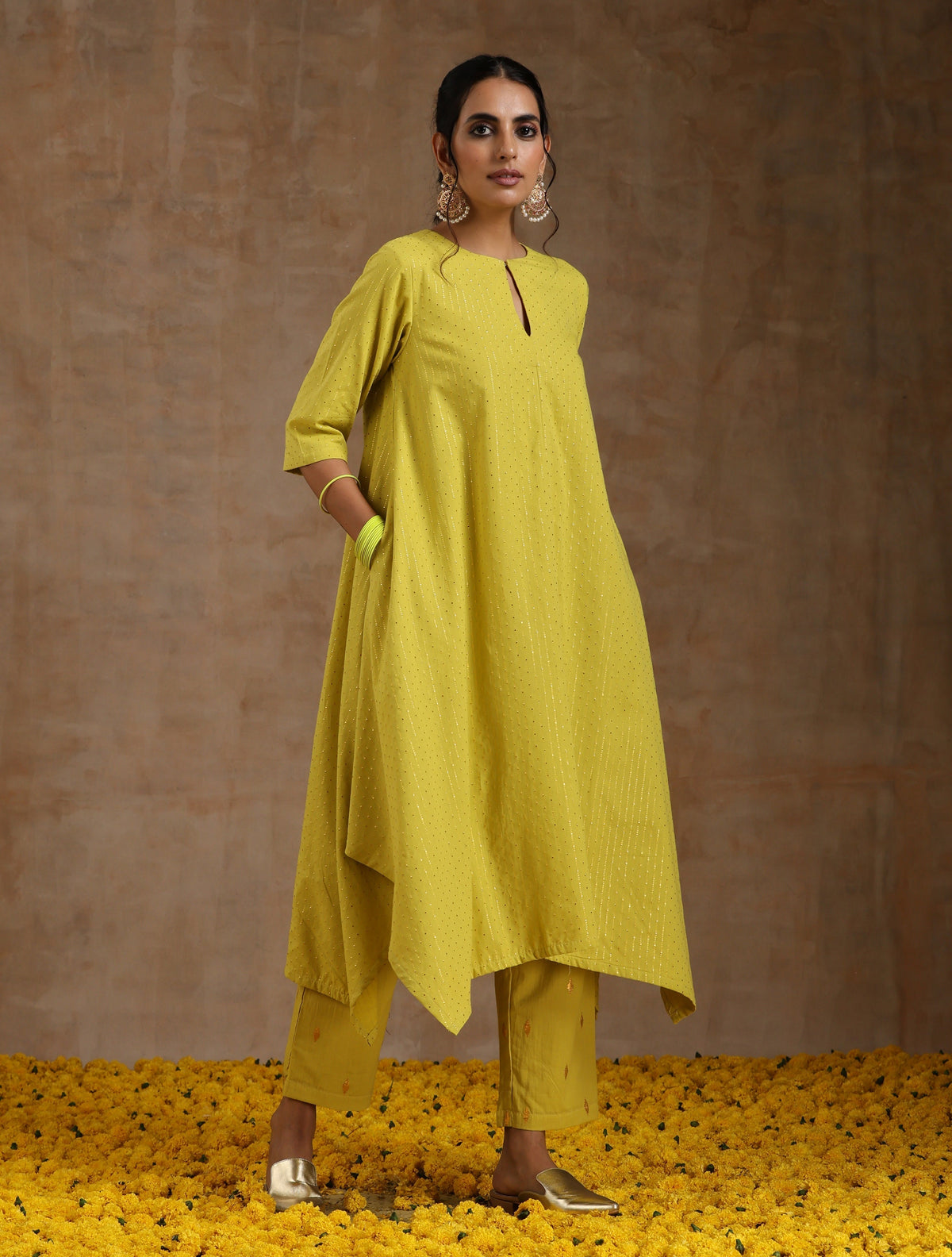 trueBrowns Lime Gold Cotton Handkerchief Kurta Set | Grocsy