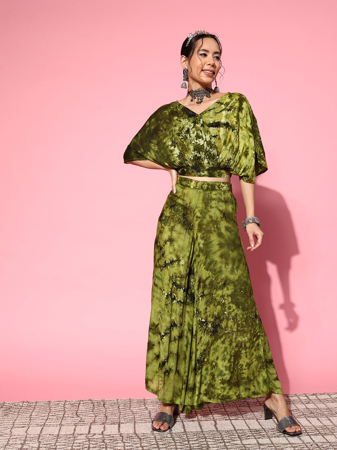 InWeave Women's Olive Tie And Dye New Neckline Top Culottes Set | Grocsy