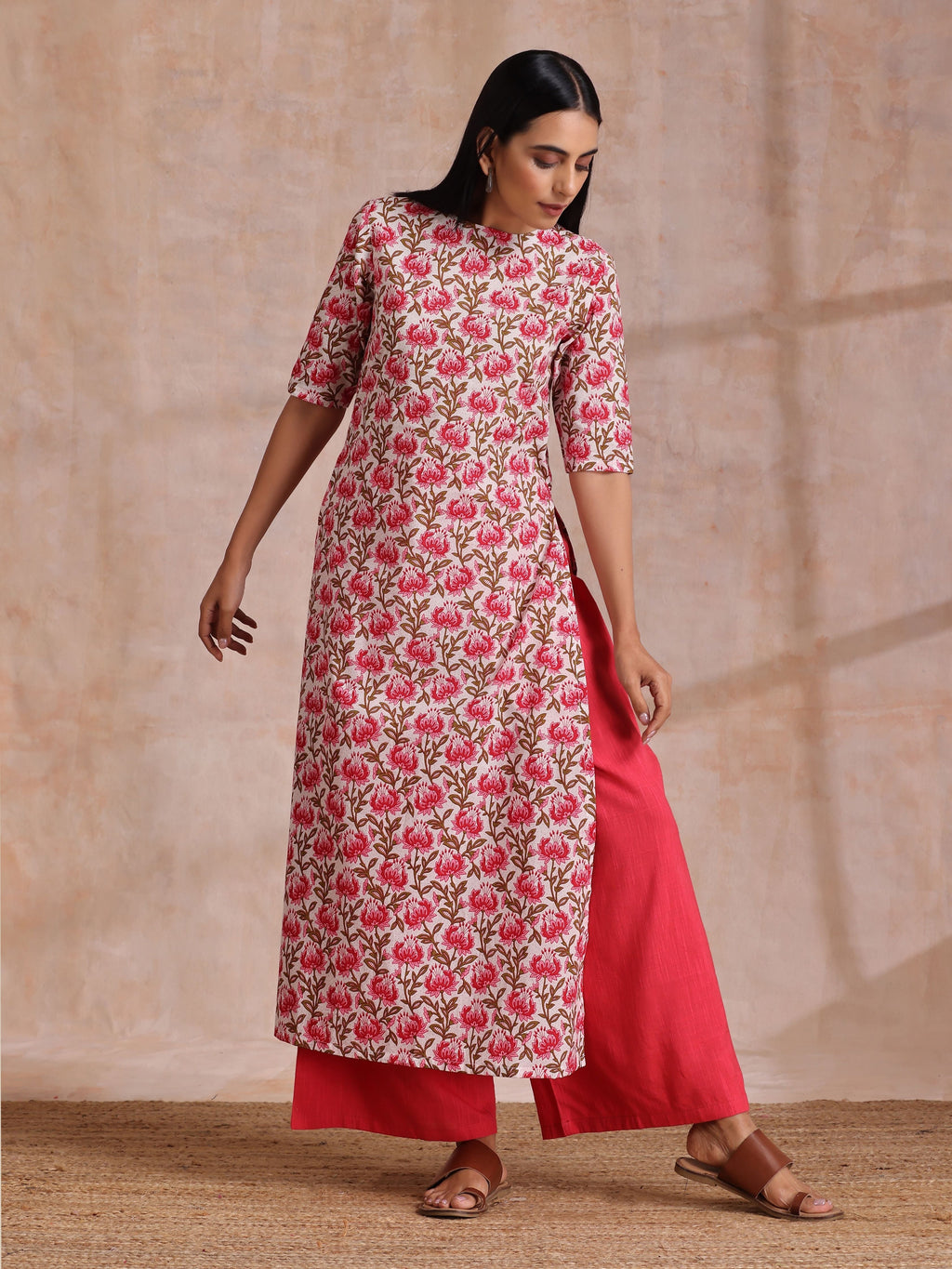 trueBrowns Pink Brown Overall Floral On White Block Print Cotton Slit Kurta Pant Set | Grocsy