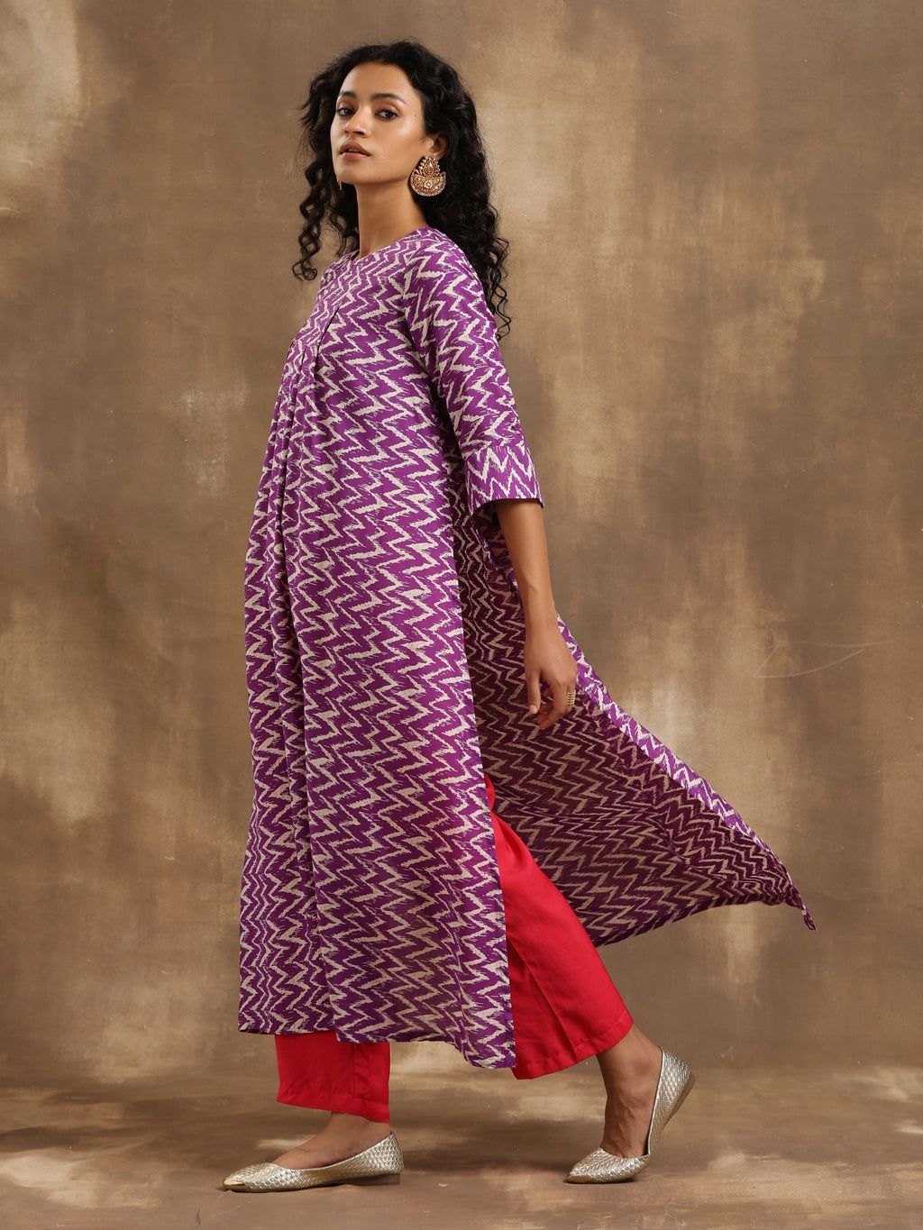 trueBrowns Purple Zig-Zag Printed Silk Kurta Pant Set | Grocsy