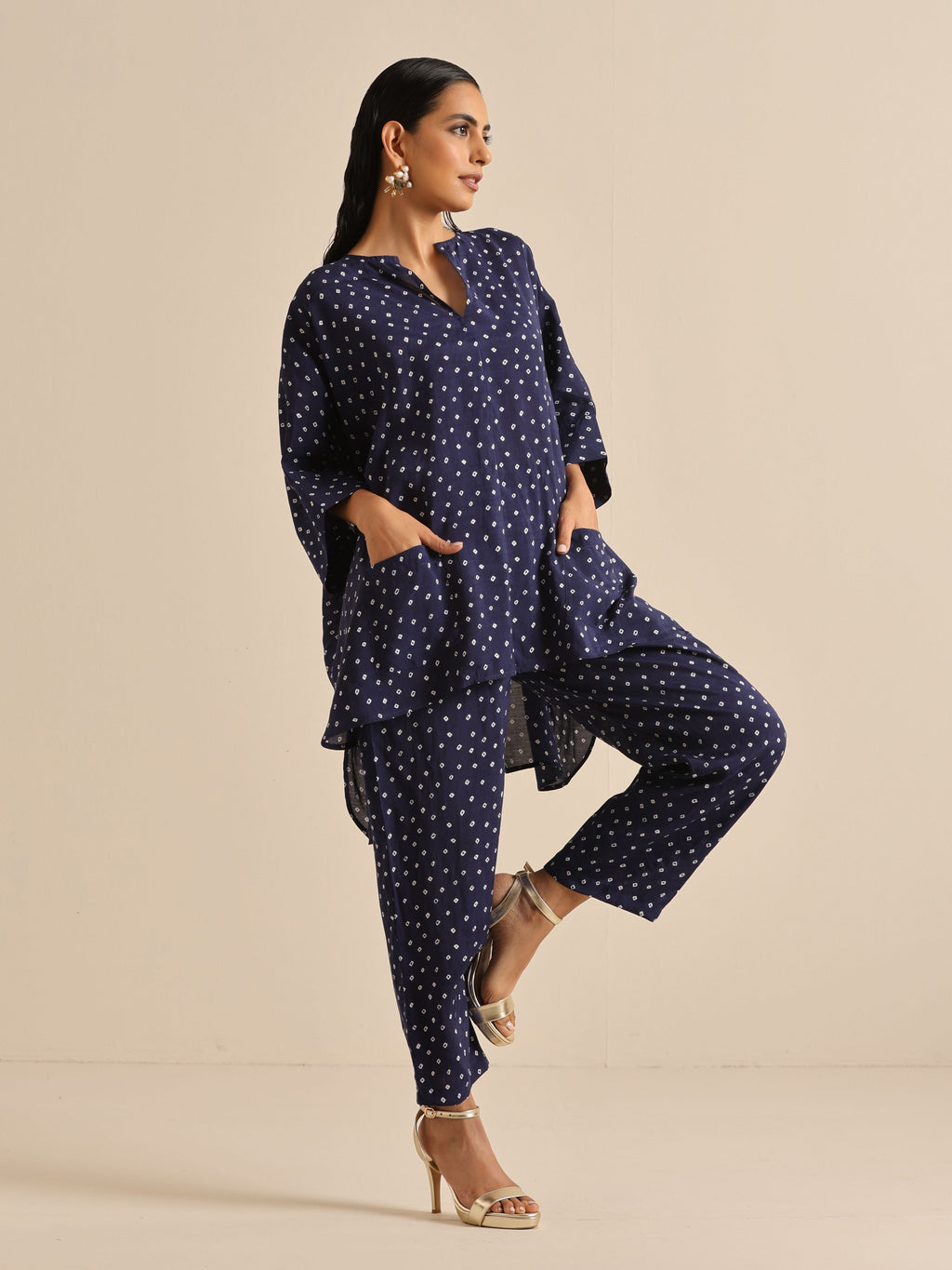 trueBrowns Blue Bandhani Silk Printed Boxy Fit Co-Ord Set | Grocsy