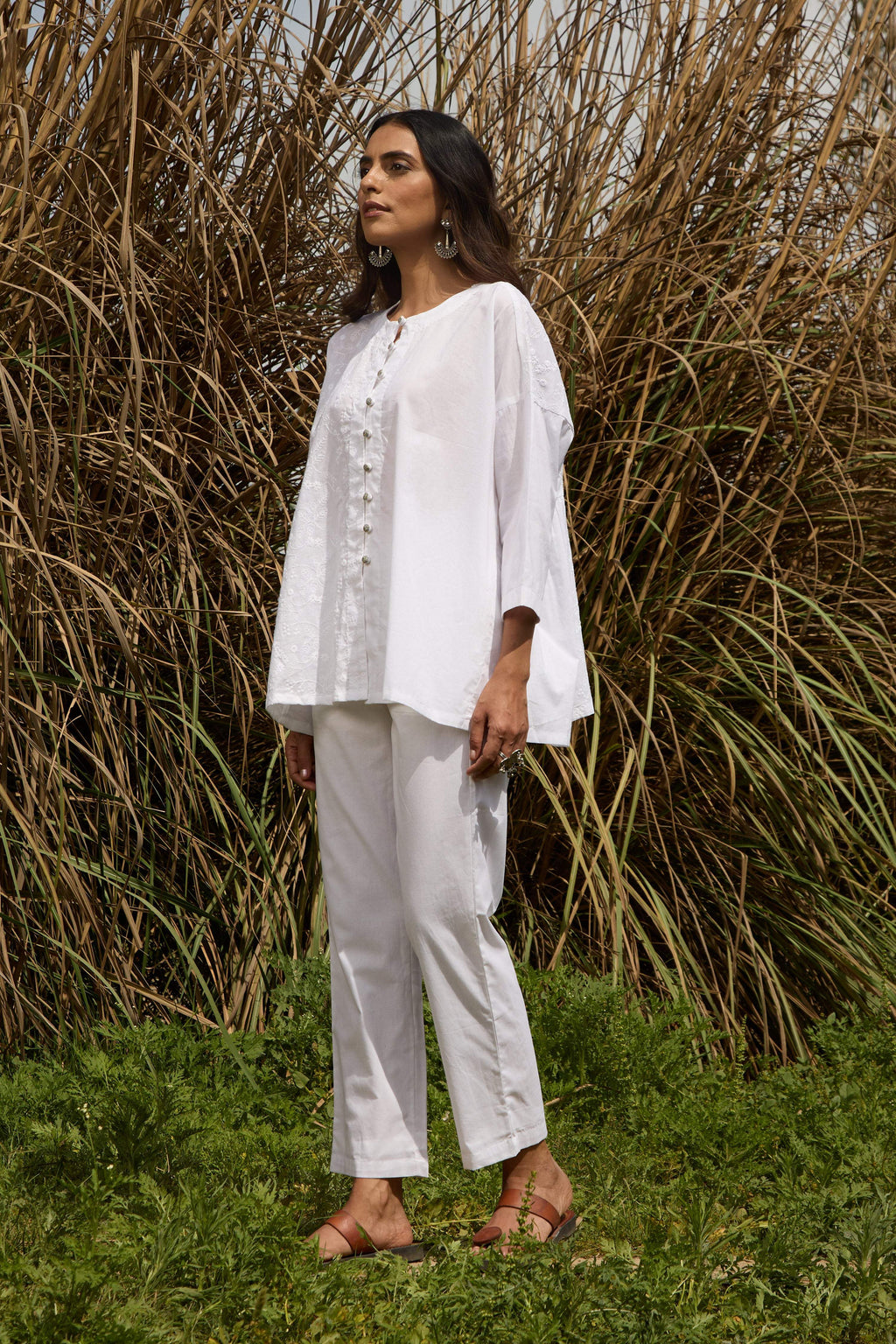 trueBrowns White Cotton Embroidered Relaxed Co-ord Set | Grocsy