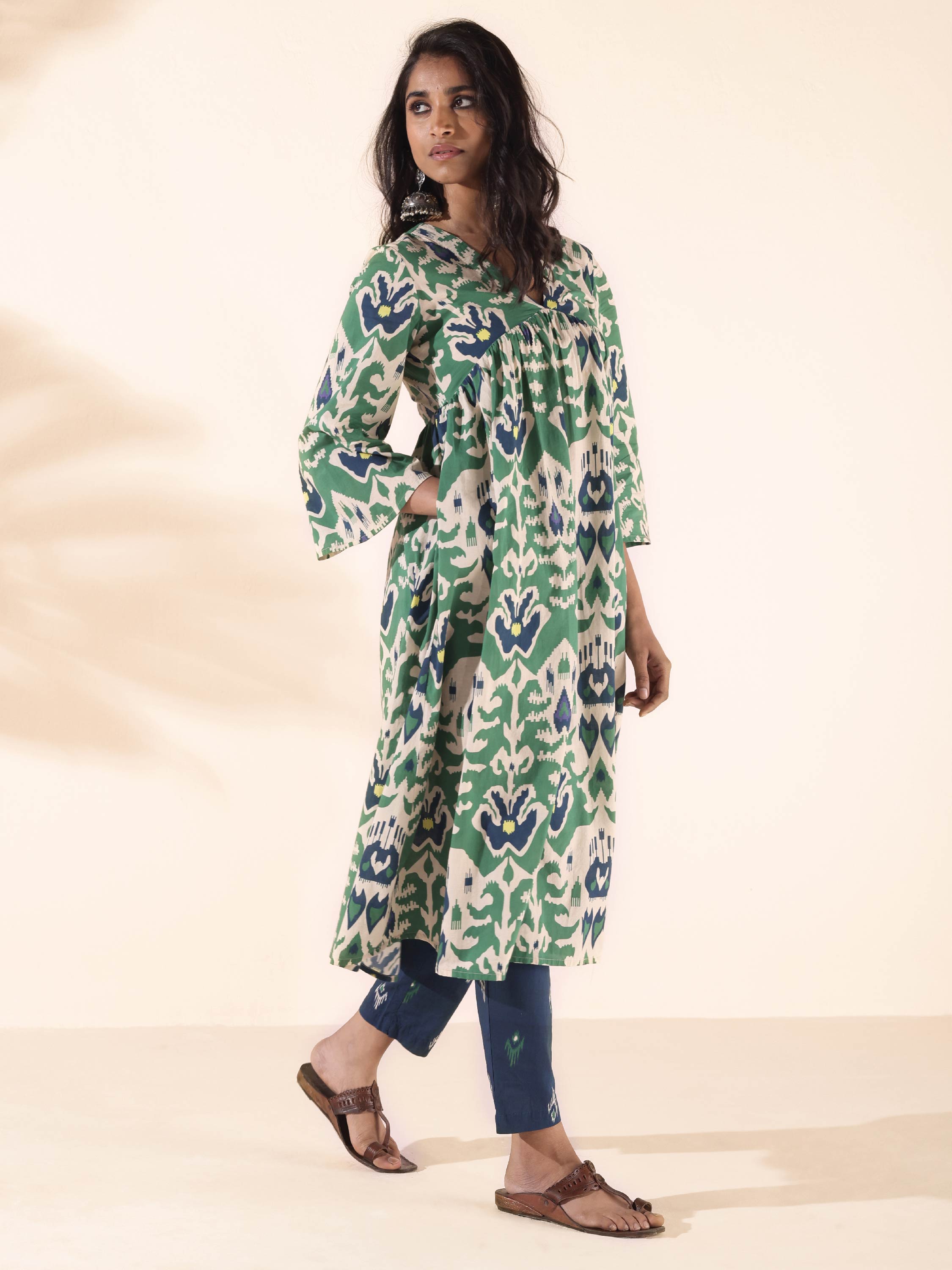 trueBrowns Green Cotton Ikat Flared Kurta Pant Set | Grocsy