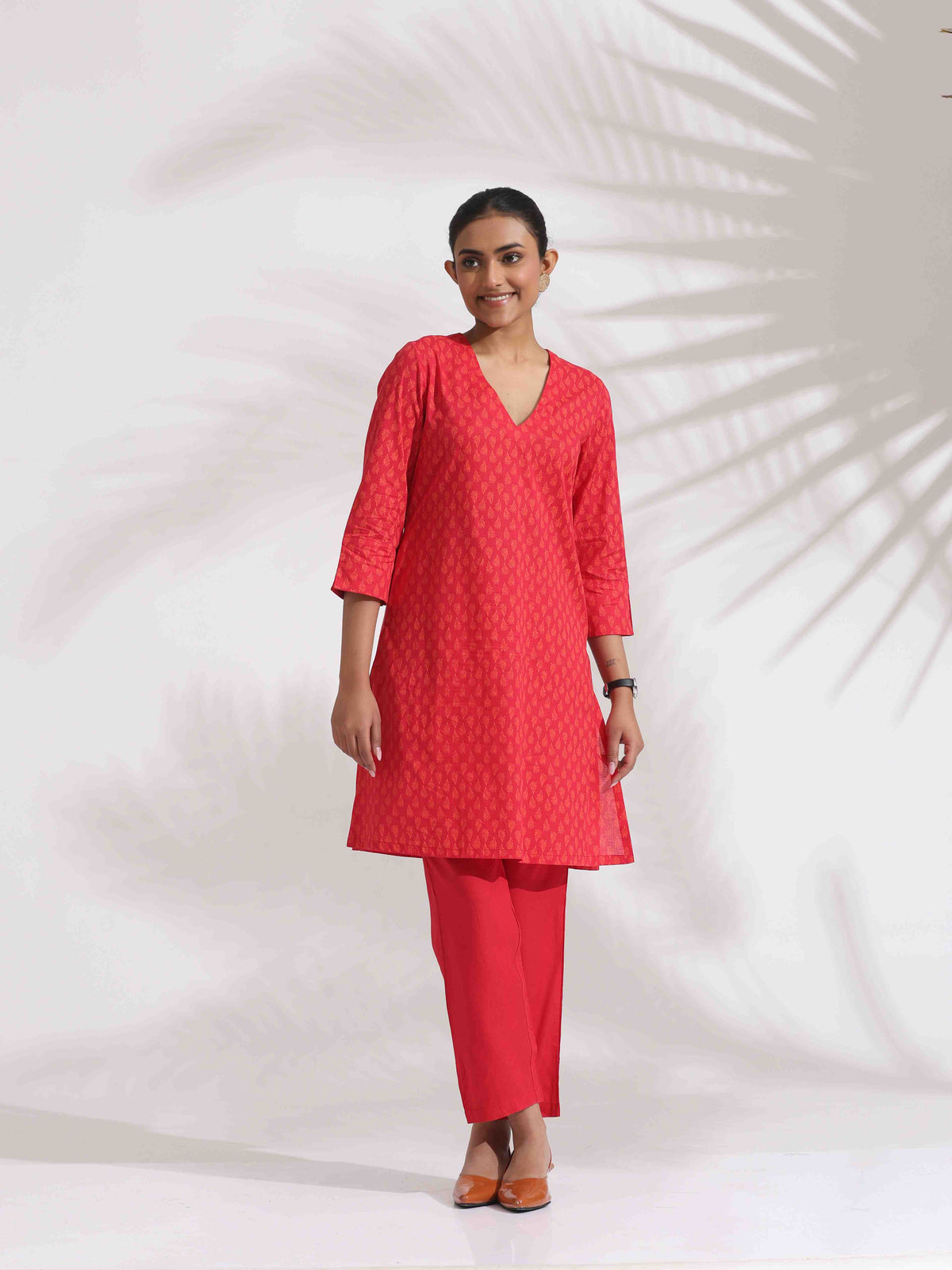 trueBrowns Red Cotton Print Kurta Co-ord Set | Grocsy