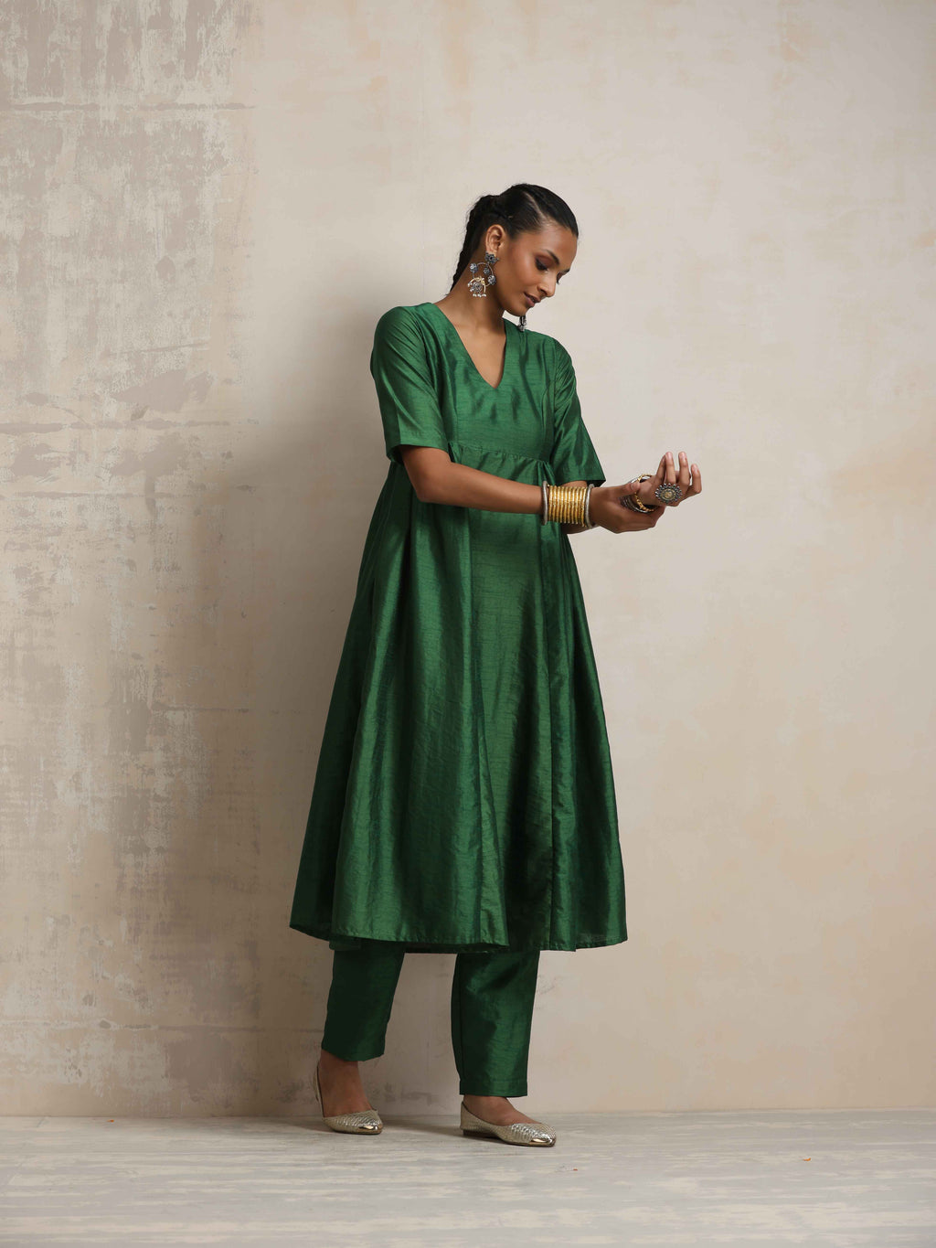 trueBrowns Dark Green Silk Arkali Flared Kurta Set | Grocsy