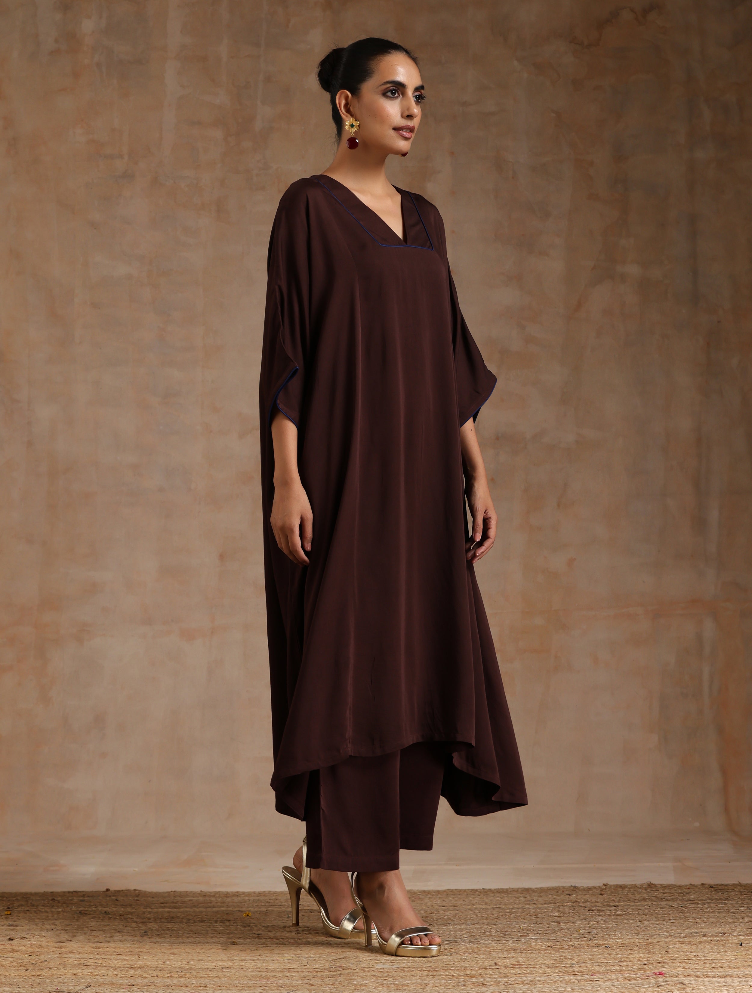 trueBrowns Cola Brown Modal Satin Oversized Kurta Set | Grocsy