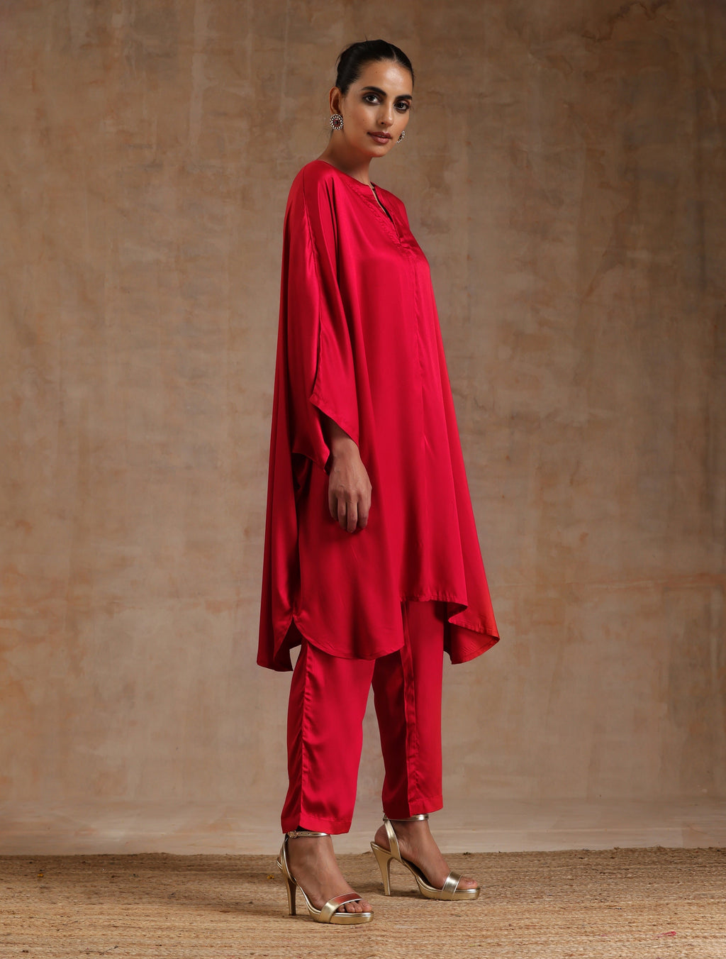 trueBrowns Red Modal Satin Oversized Round Co-Ord Set | Grocsy