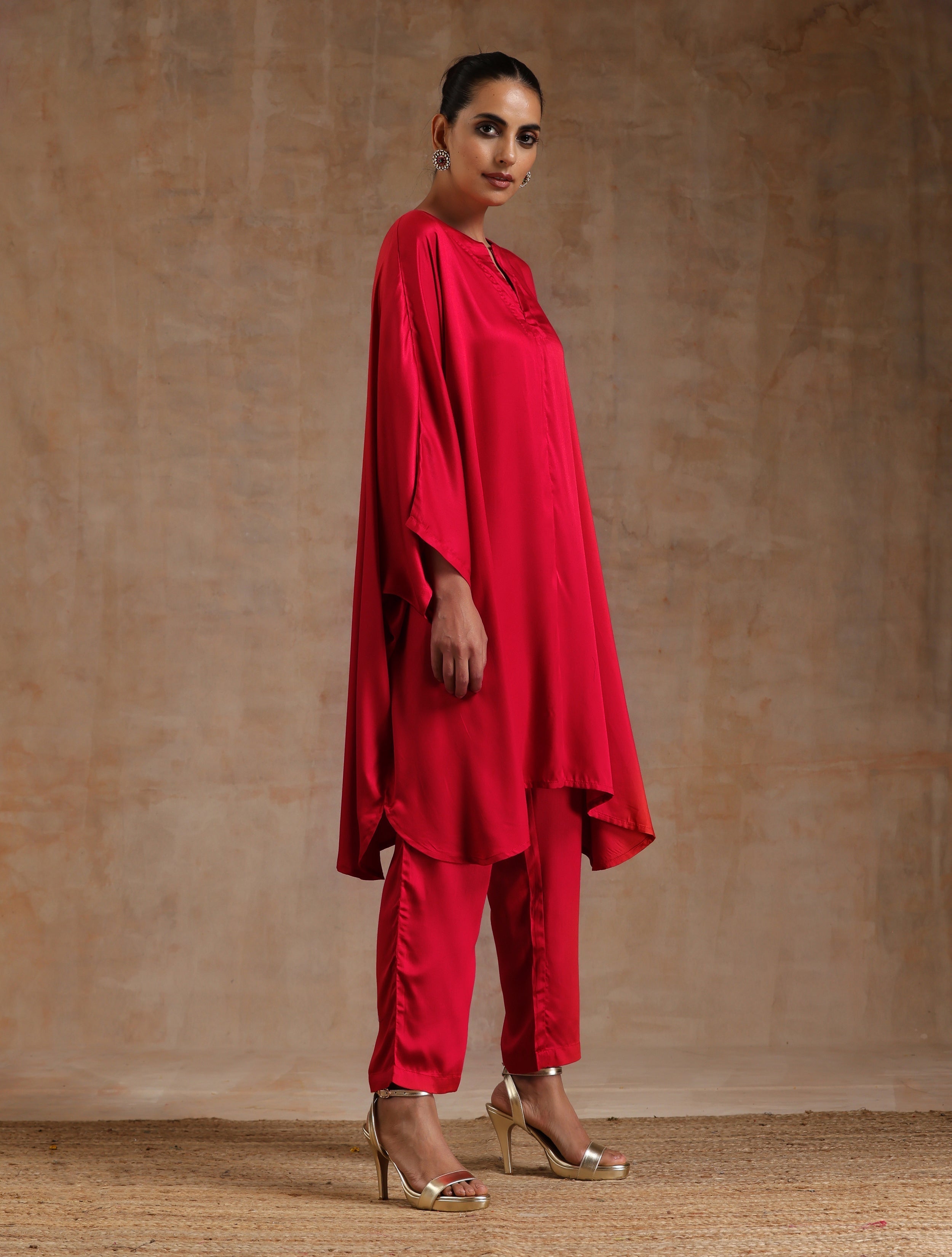 trueBrowns Red Modal Satin Oversized Round Co-Ord Set | Grocsy