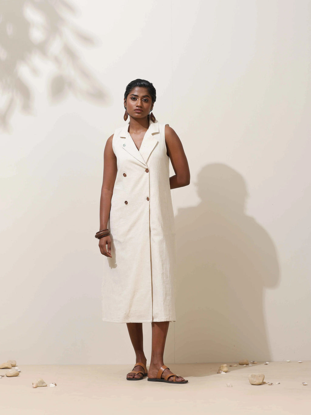 trueBrowns Off-White Cotton Linen Dress | Grocsy