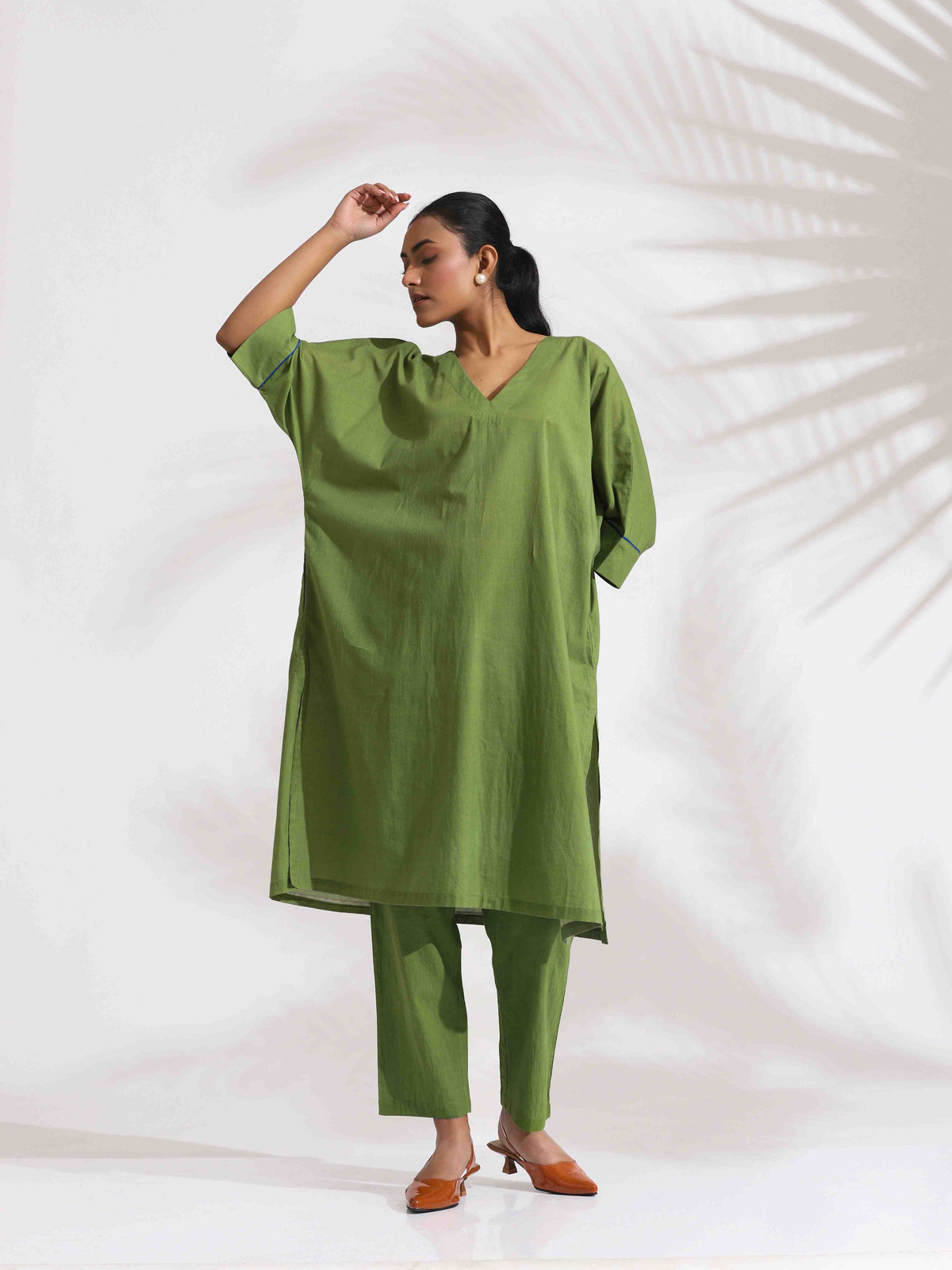trueBrowns Green Cotton Placement Print Kurta Co-ord Set | Grocsy