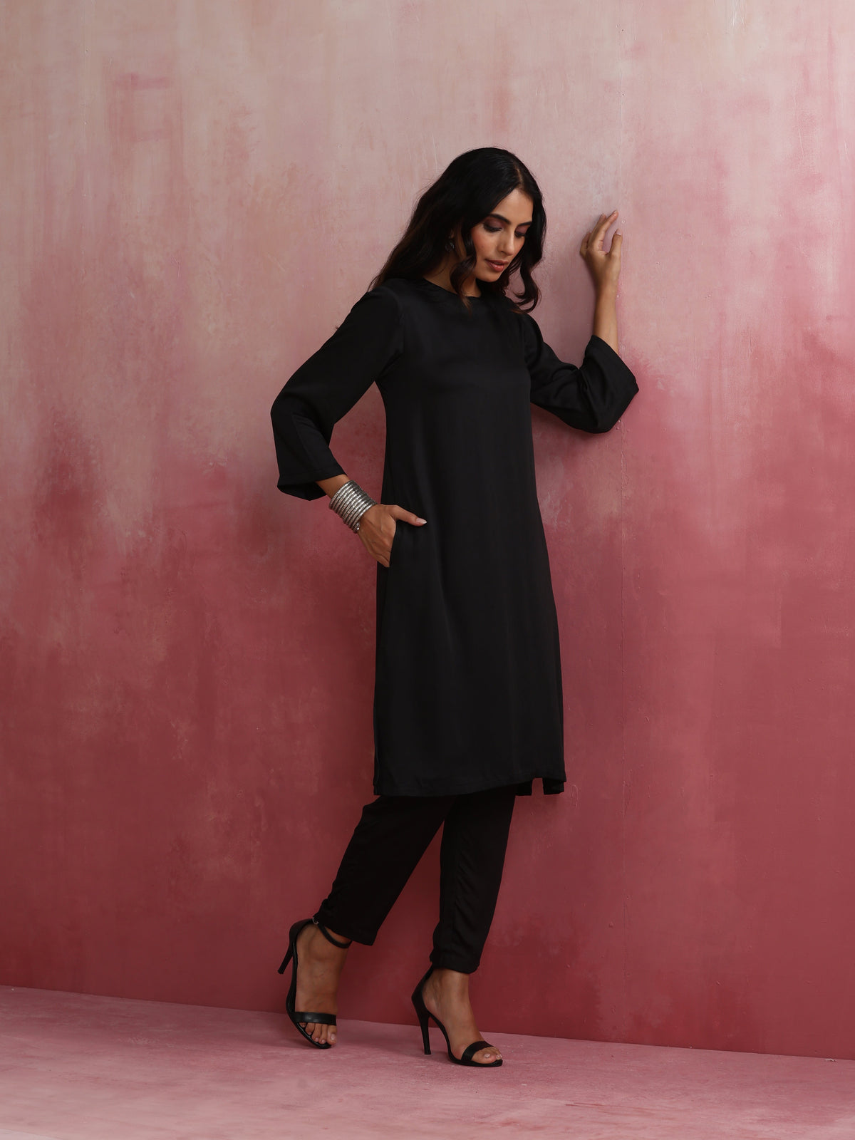 trueBrowns Black Modal Round Neck Kurta Co-ord Set | Grocsy