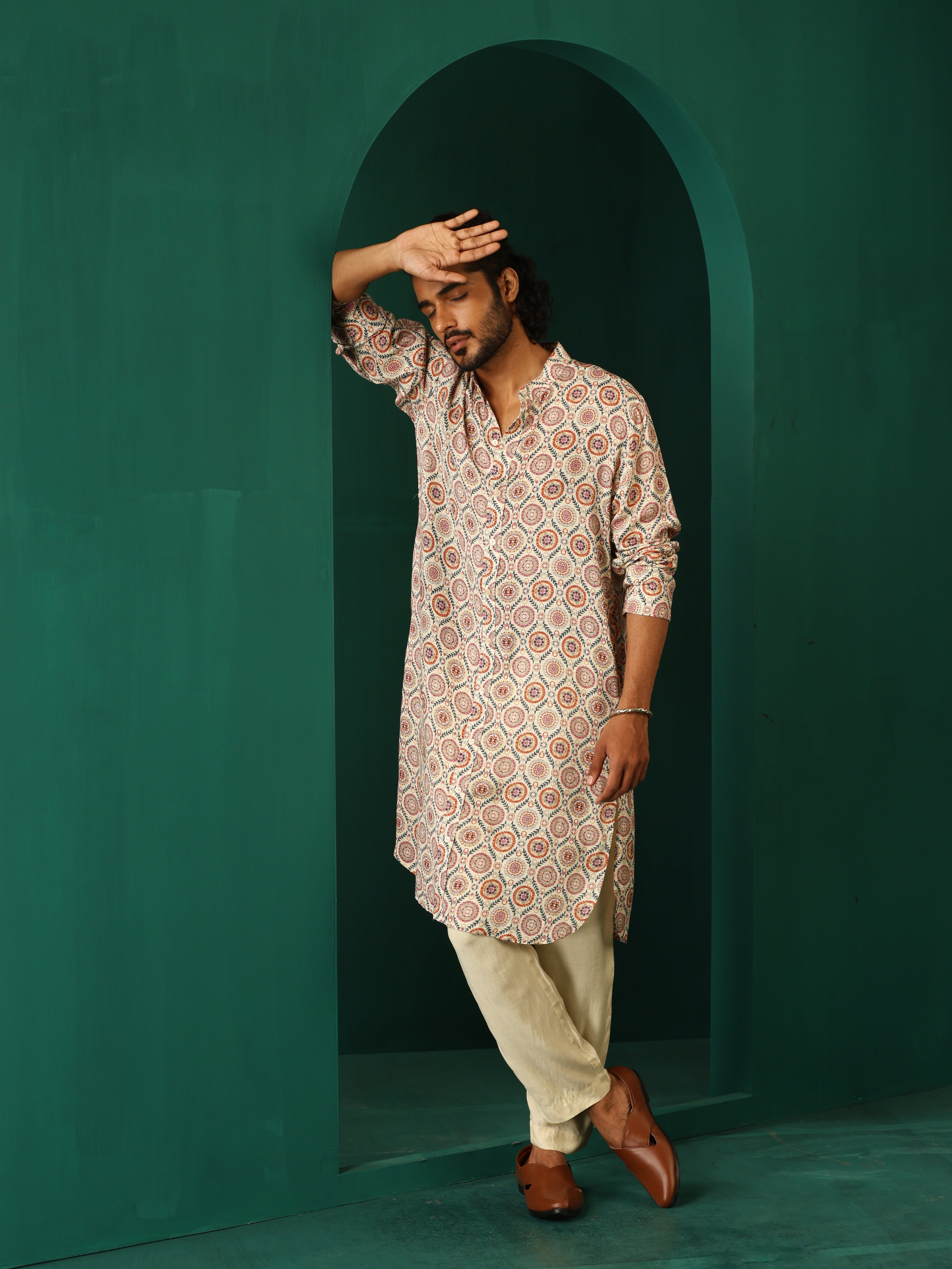 trueBrowns Men's Off White Circle Floral Muslin Silk Printed Long Kurta | Grocsy