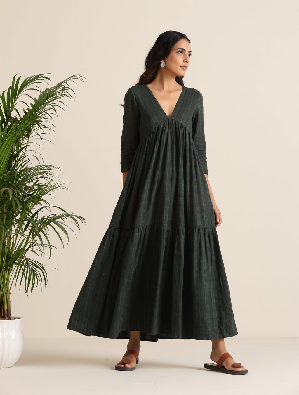 trueBrowns Charcoal Cotton Dobby Tiered Dress | Grocsy