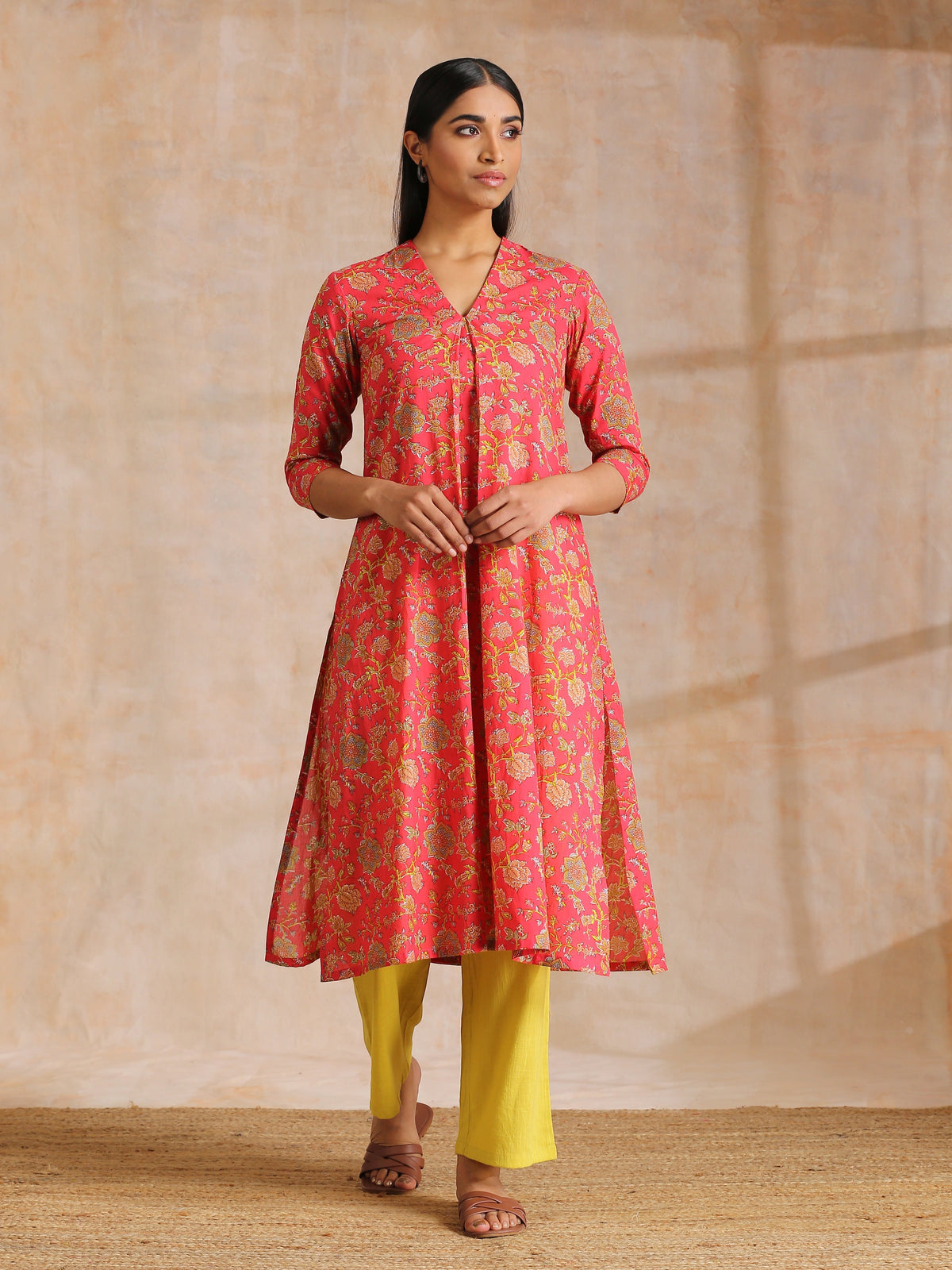 trueBrowns Flamingo Pink Overall Floral Block Print Cotton Slit Kurta Pant Set | Grocsy